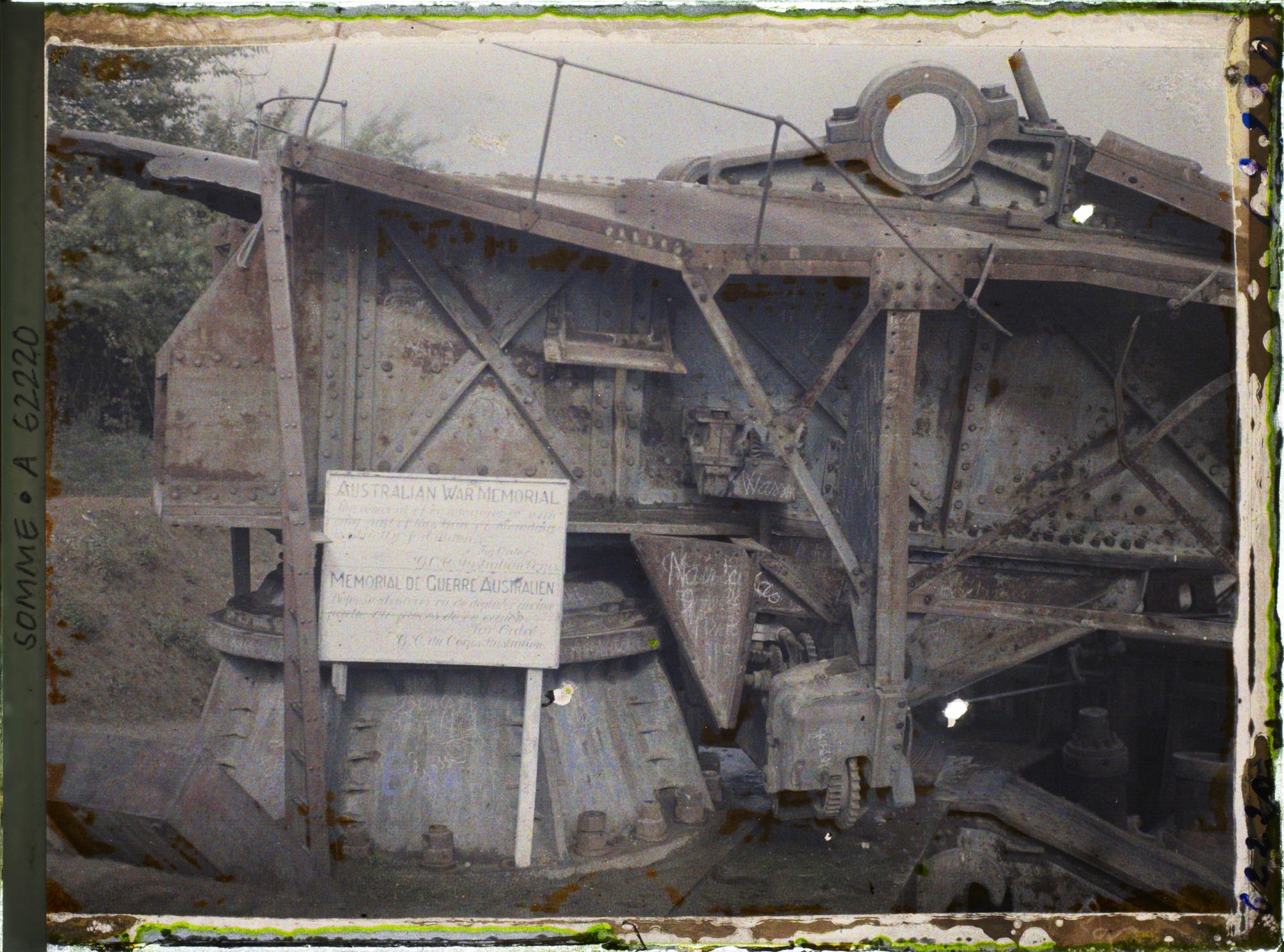 Image représentant Somme, Chuignes, Pièce Allemande à longue portée qui tirait sur Amiens à 40 Kilomètres