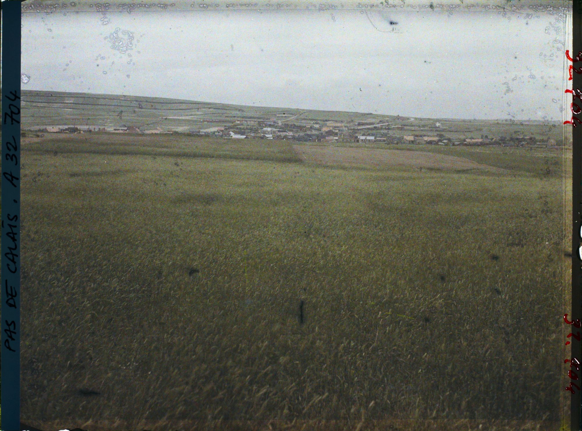Image représentant France, Souchez, Vue panoramique sur Souchez et aspect de la campagne