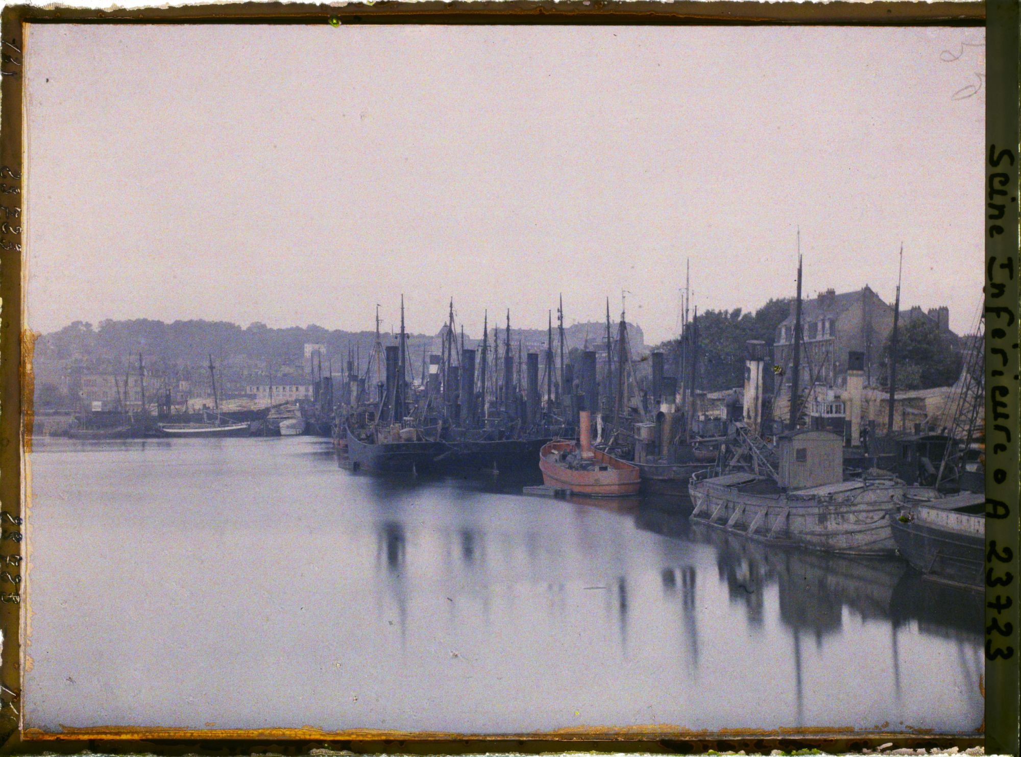 Image représentant Le Bassin Bérigny et le château