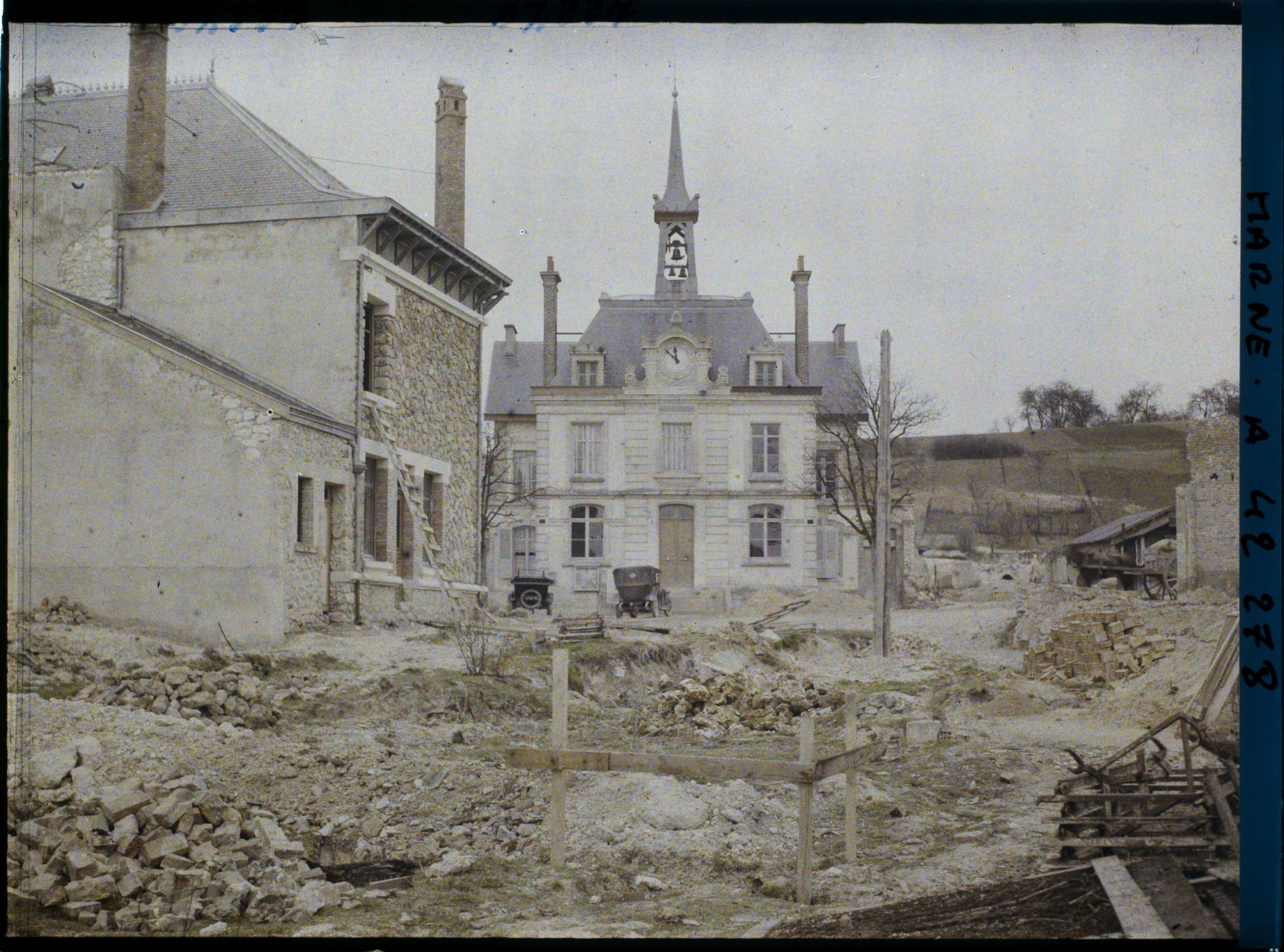 Image représentant France, Nogent l'Abbesse près Reims, La Mairie (Clocheton)