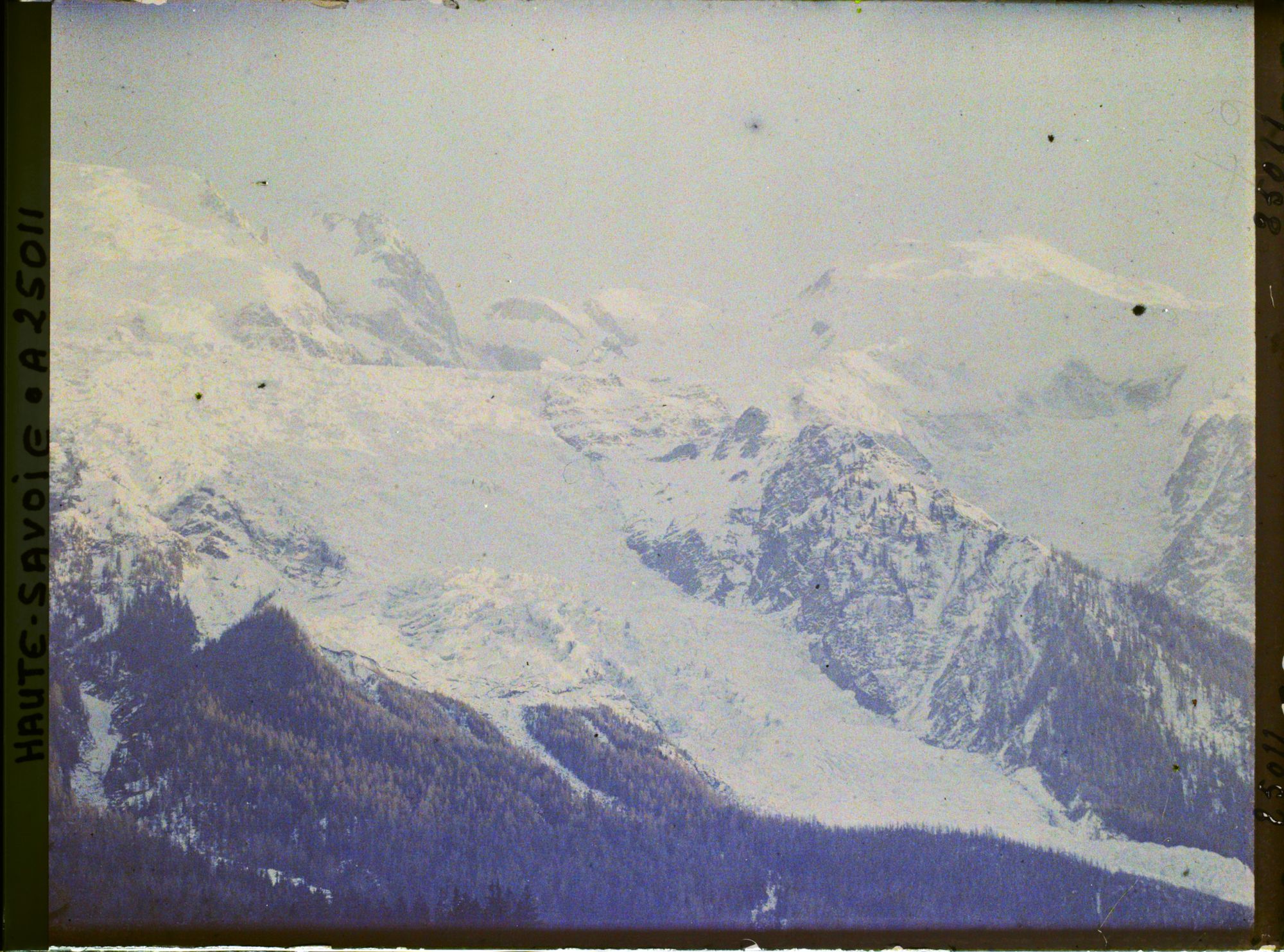 Image représentant France, Les Alpes -Vallée de Chamonix Dernière heure du jour s/ le Mont Blanc et le Dôme du Goûter