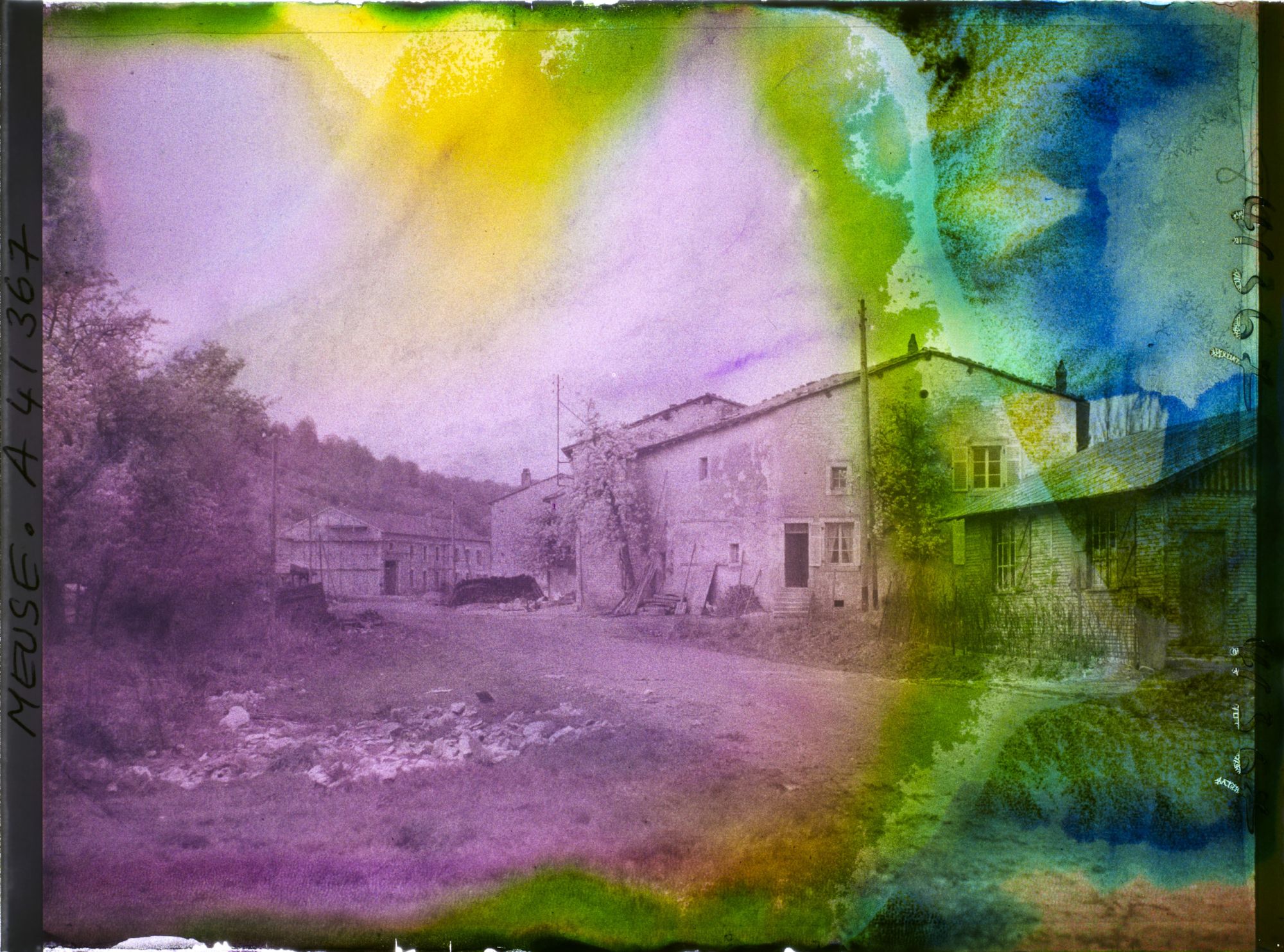 Image représentant France, Viéville, Entrée du Village