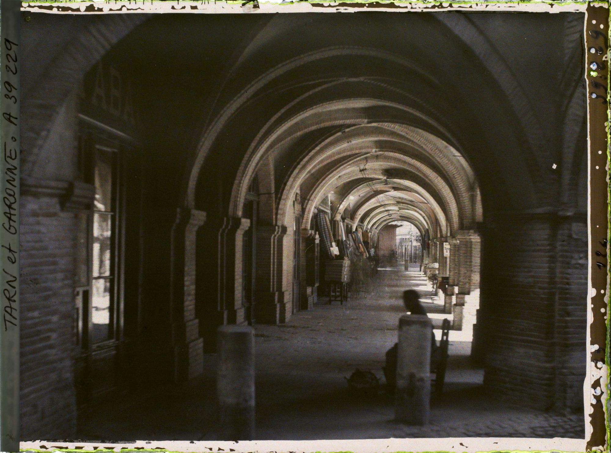 Image représentant Les arcades de la Place Nationale