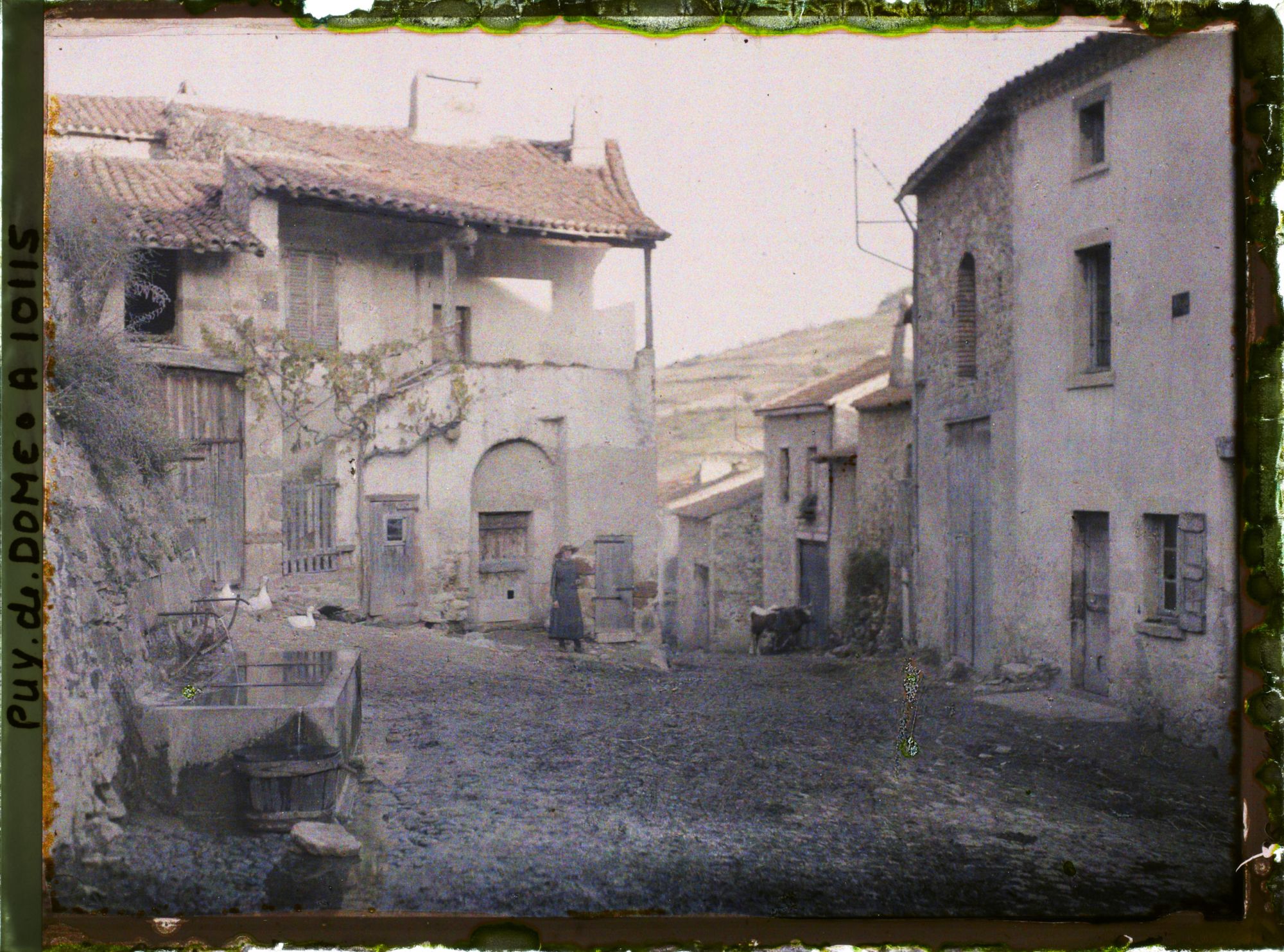 Image représentant France, Sauvagnat, Quelques Vieilles Maisons