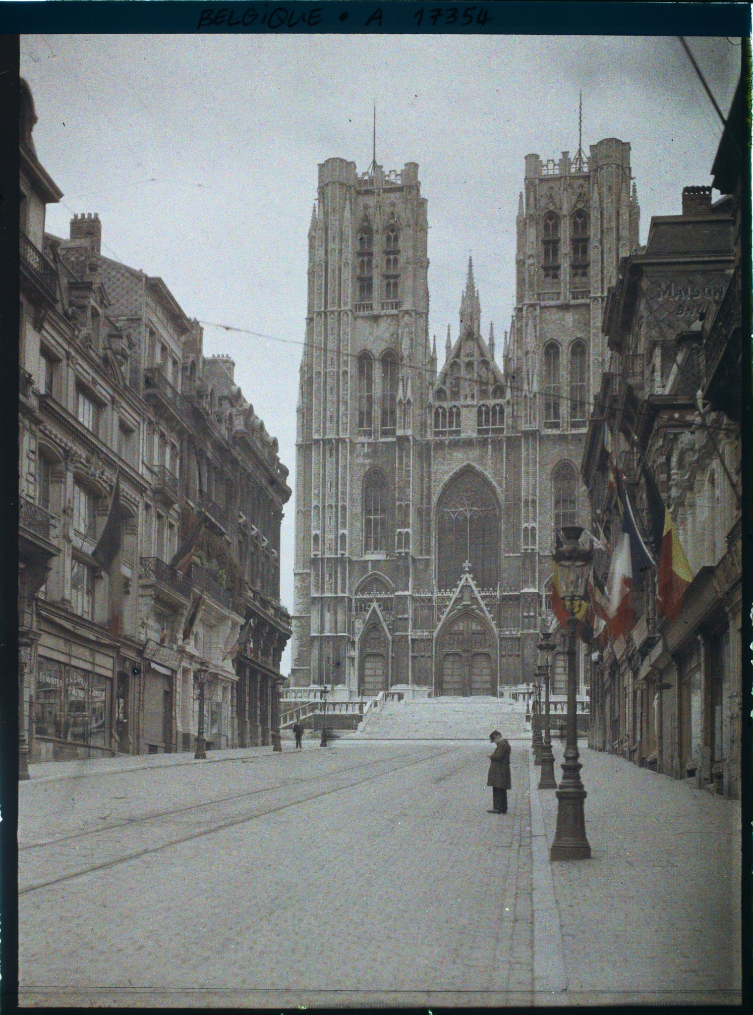 Image représentant Belgique, Bruxelles, L'Eglise Ste Gudule et la rue Ste Gudule