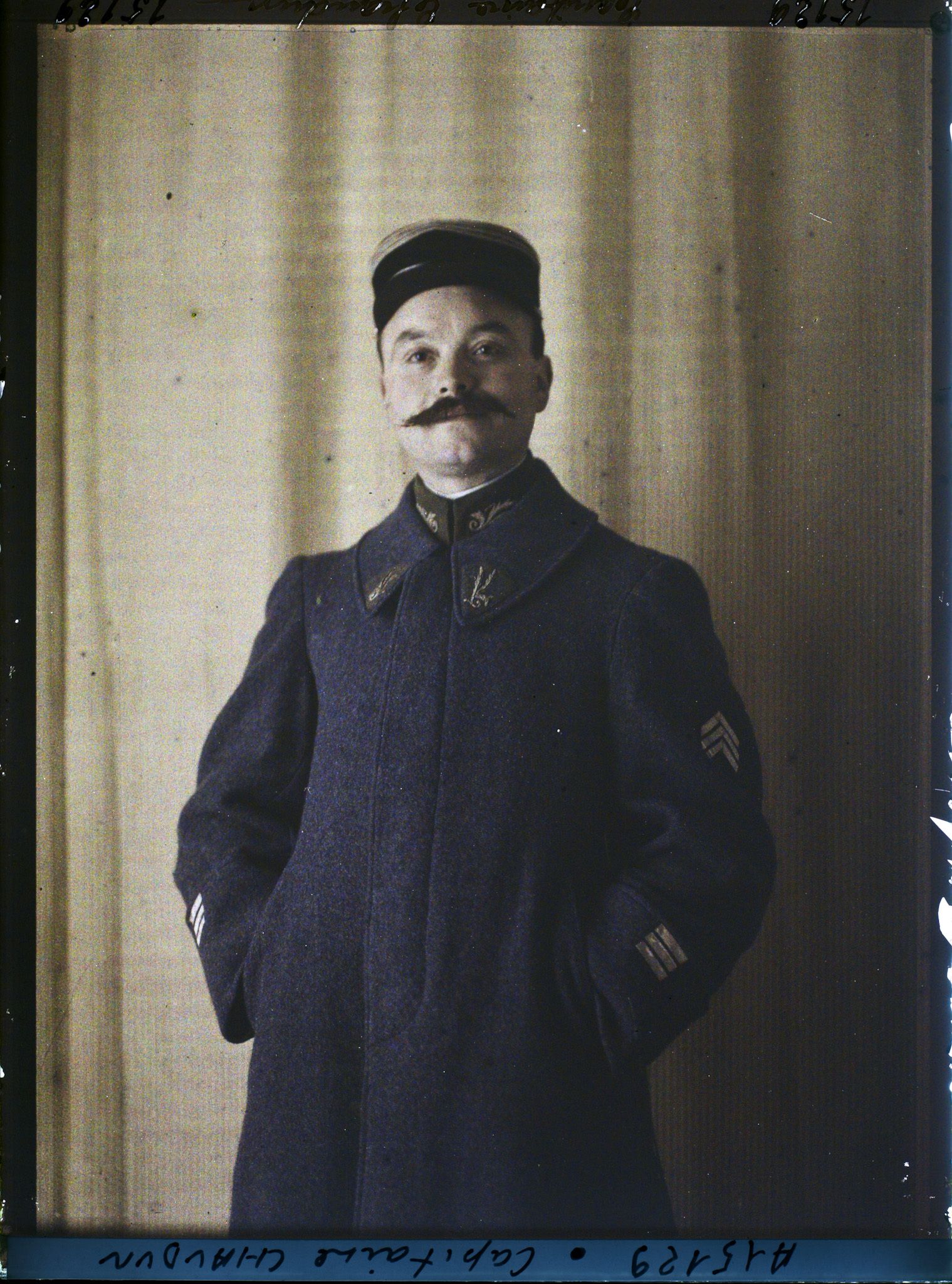 Image représentant Le capitaine  https://musee-albert-kahn.s-museum.fr/home/NWQ2OTAwYzNmYjZlZTk1ZWQwODJmMjY4L2dlbmVyaWMtbm90aWNlLXRhYi9hdXRob3JpdHkvNjE3YTc5ZjVjZjhiODk2OGIzMzM3ZDIx/5d6900c3fb6ee95ed082f268/generic-notice-tab/authority/617a79ebcf8b8968b3336a69 Pierre Chaudun