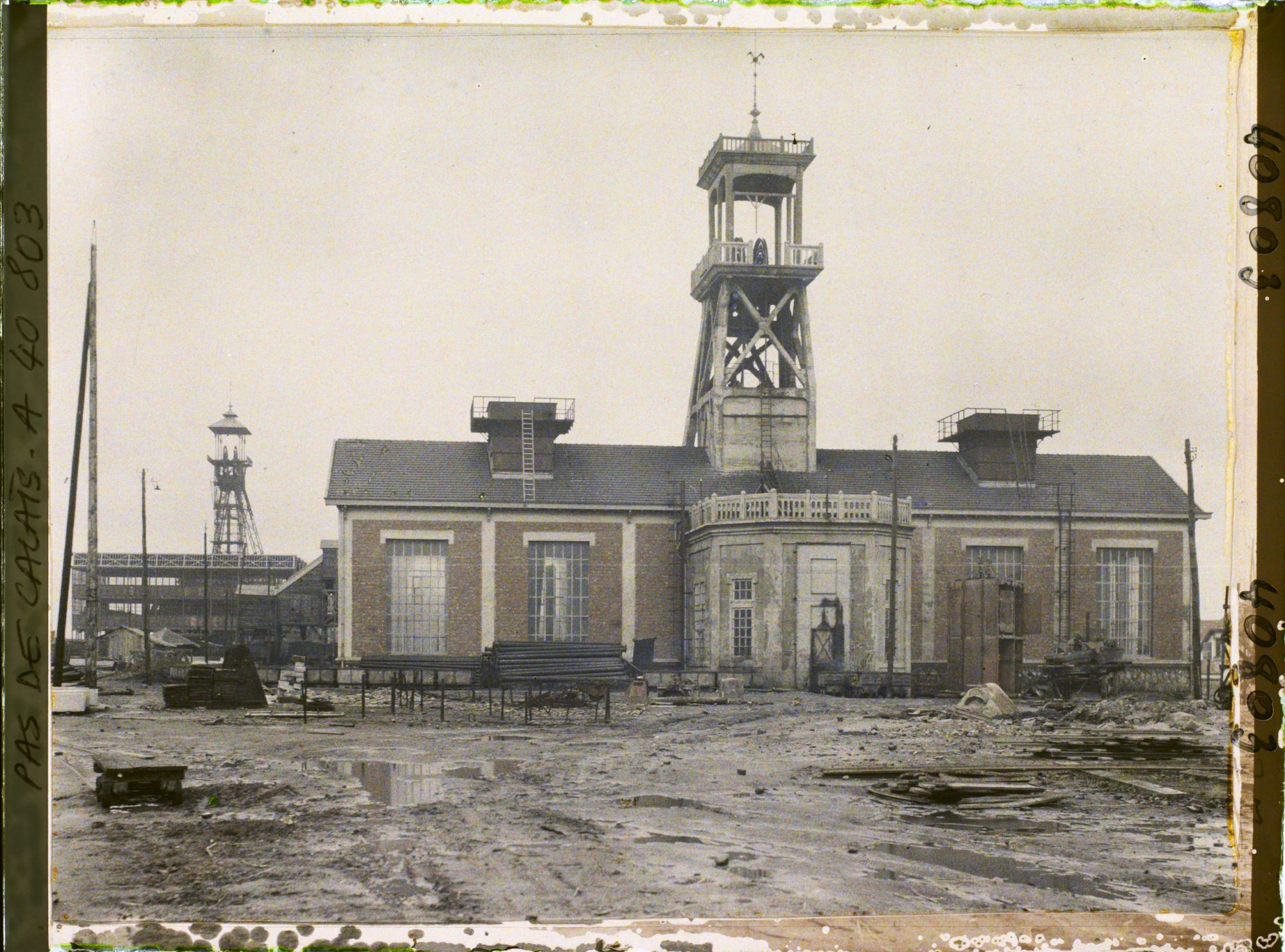 Image représentant France, Lens, Mine du Grand Condé, les puits N° 2 et 2 bis