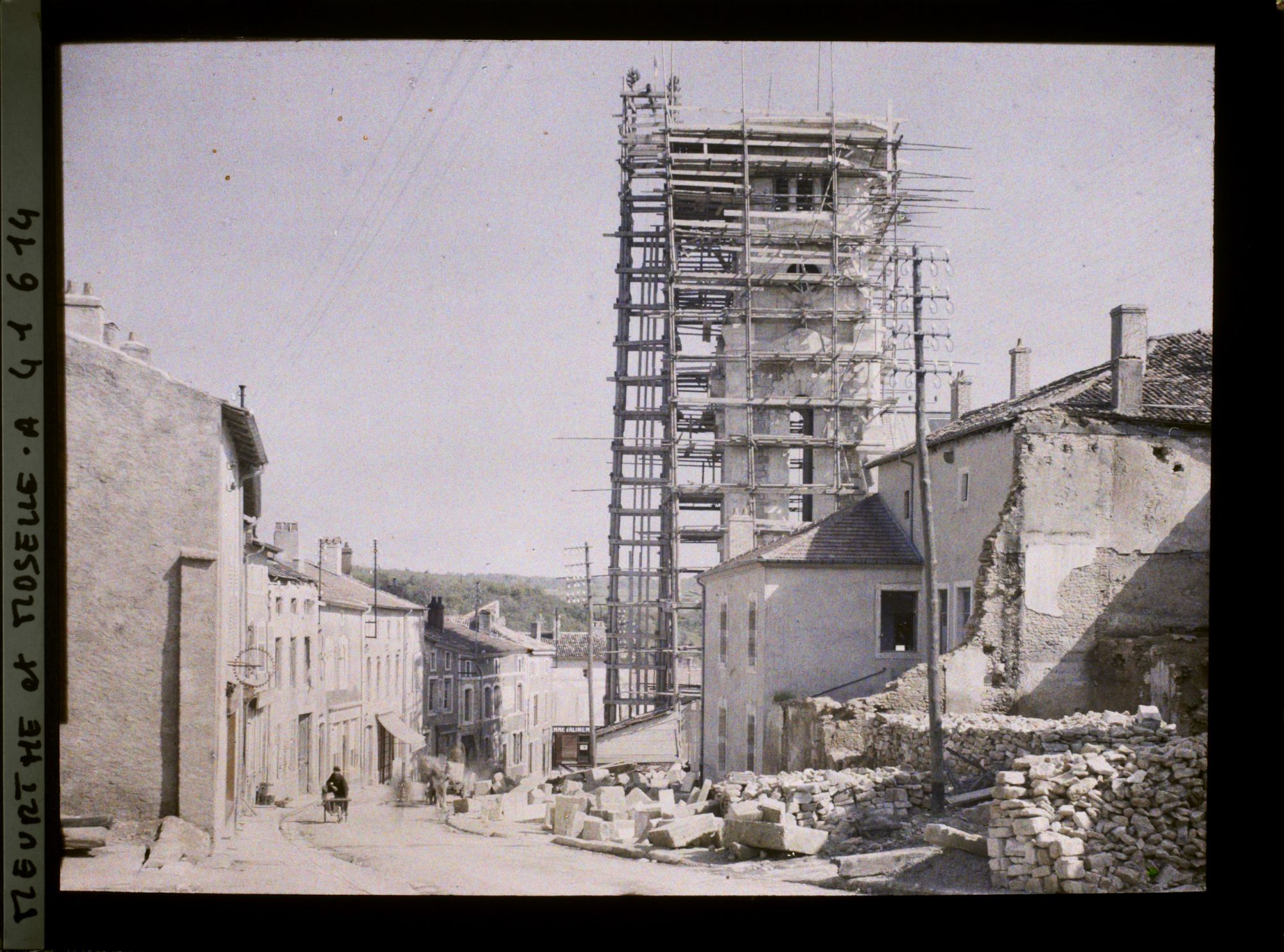 Image représentant France, Thiaucourt, La Grande rue et Clocher de la nouvelle Eglise