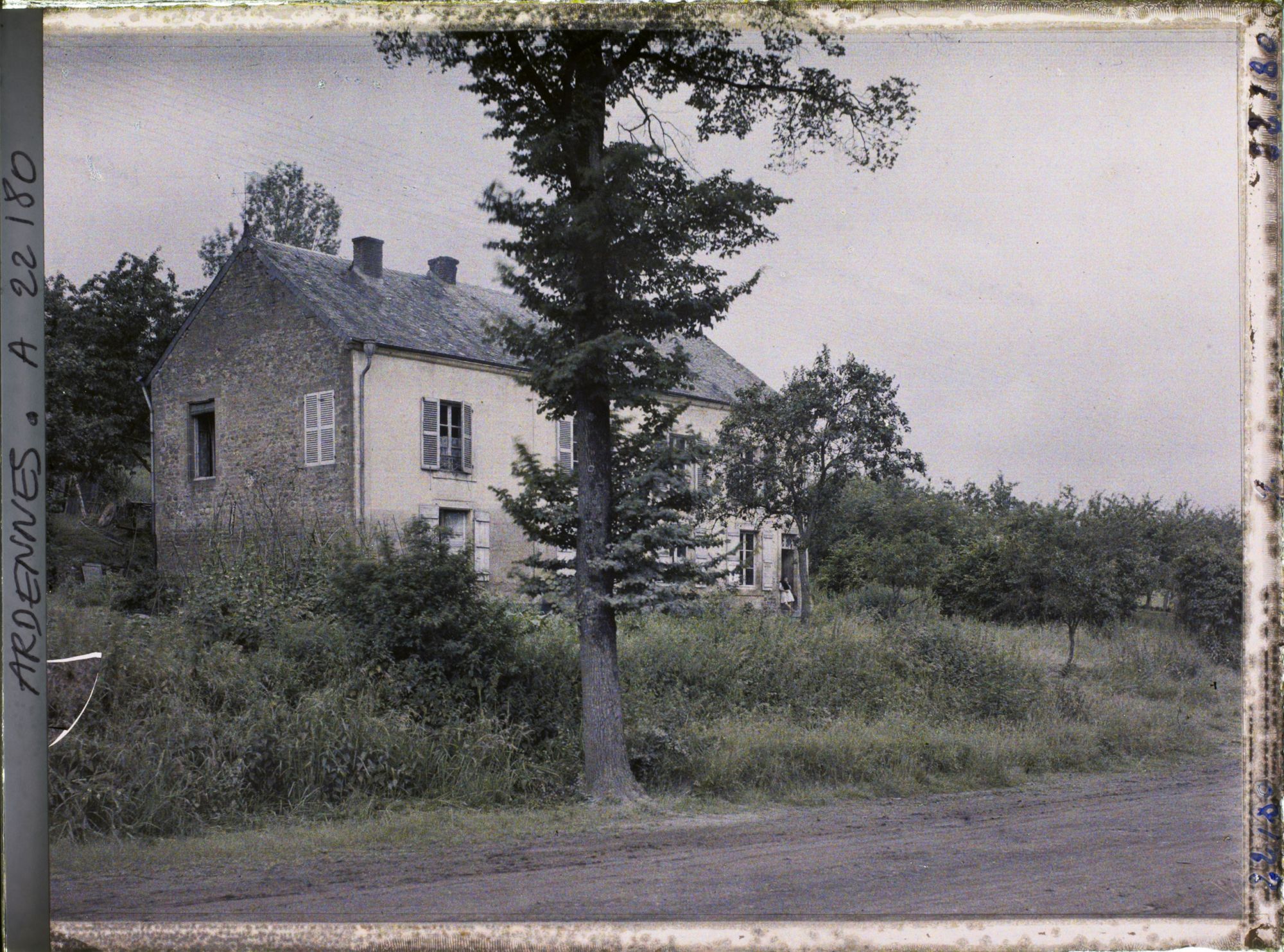 Image représentant La Maison du Tisserand, lieu de la rencontre entre Bismarck et Napoléon III en 1870