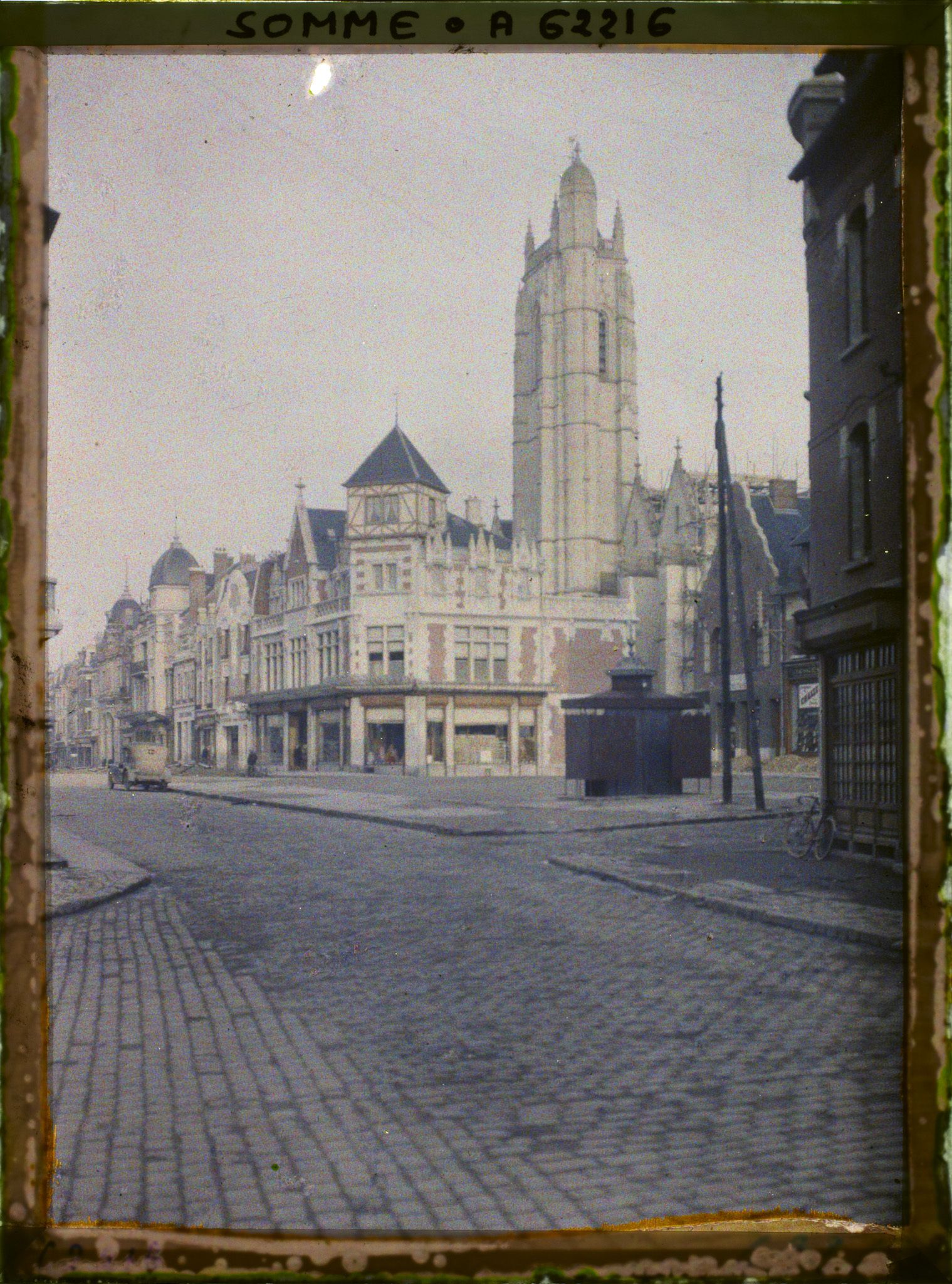 Image représentant Somme, Péronne, La Rue principale