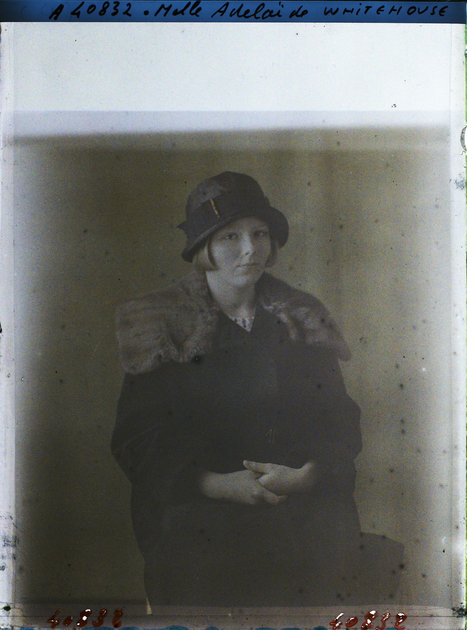 Image représentant Mademoiselle  https://musee-albert-kahn.s-museum.fr/home/NWQ2OTAwYzNmYjZlZTk1ZWQwODJmMjY4L2dlbmVyaWMtbm90aWNlLXRhYi9hdXRob3JpdHkvNjE3YTc5ZjVjZjhiODk2OGIzMzM3ZDIx/5d6900c3fb6ee95ed082f268/generic-notice-tab/authority/617a79ebcf8b8968b3337a8a Adelaïde Whitehouse