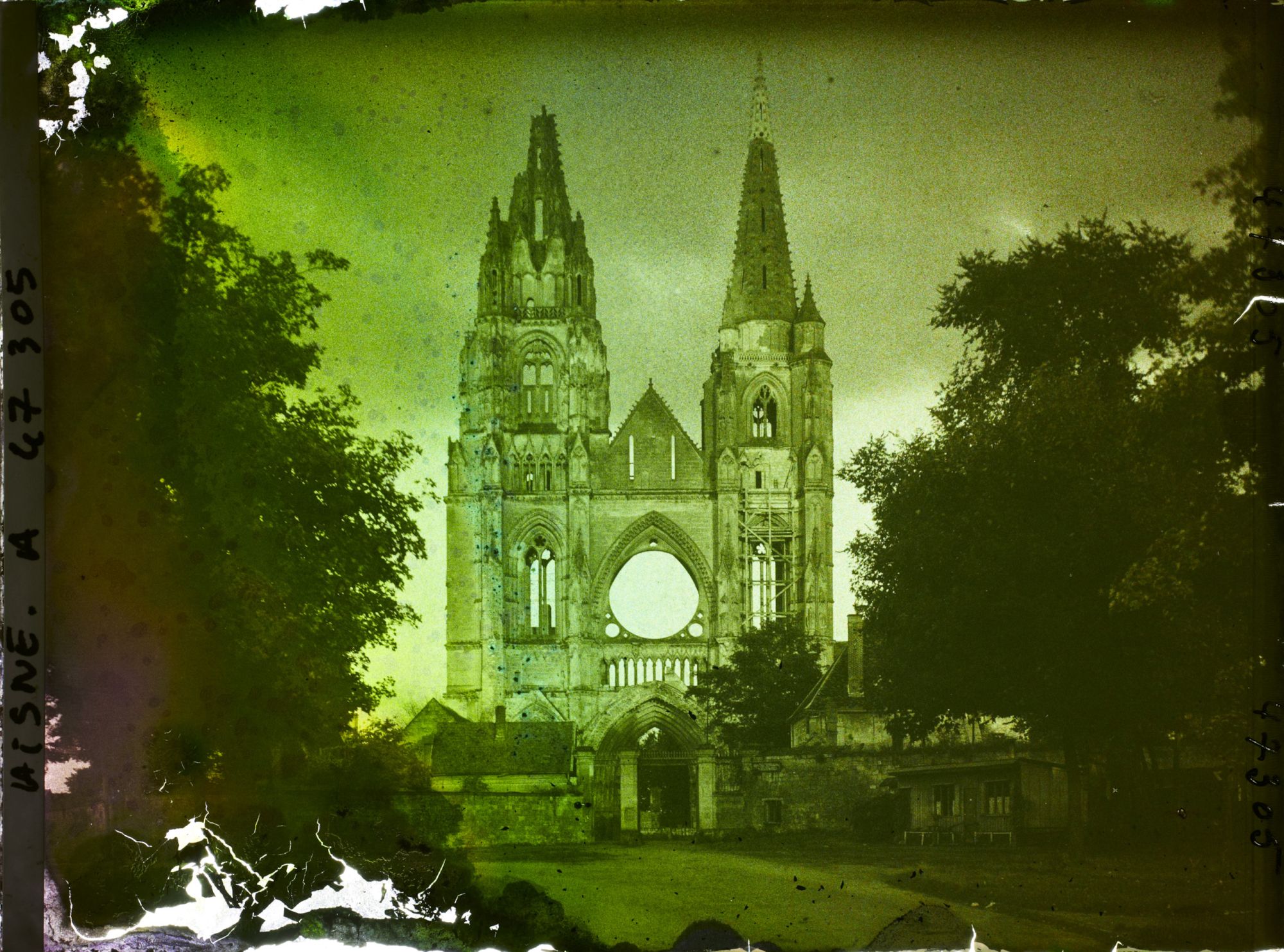 Image représentant France, Soissons, St Jean des Vignes, le soir  (3)