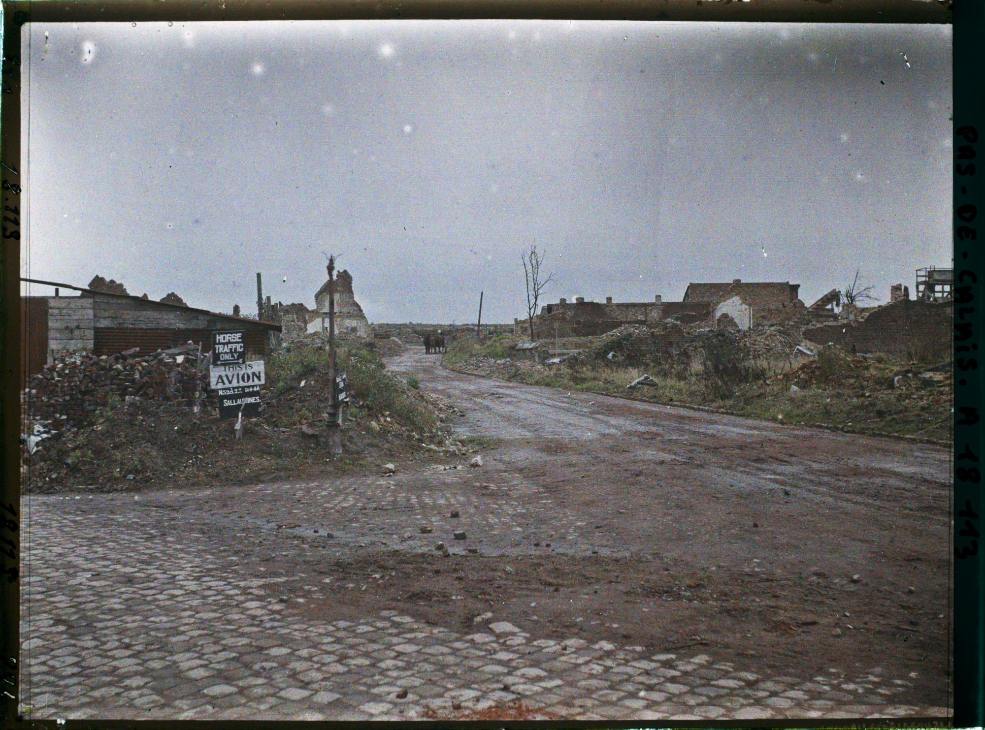 Image représentant France, Avion, Rue en venant de Lens