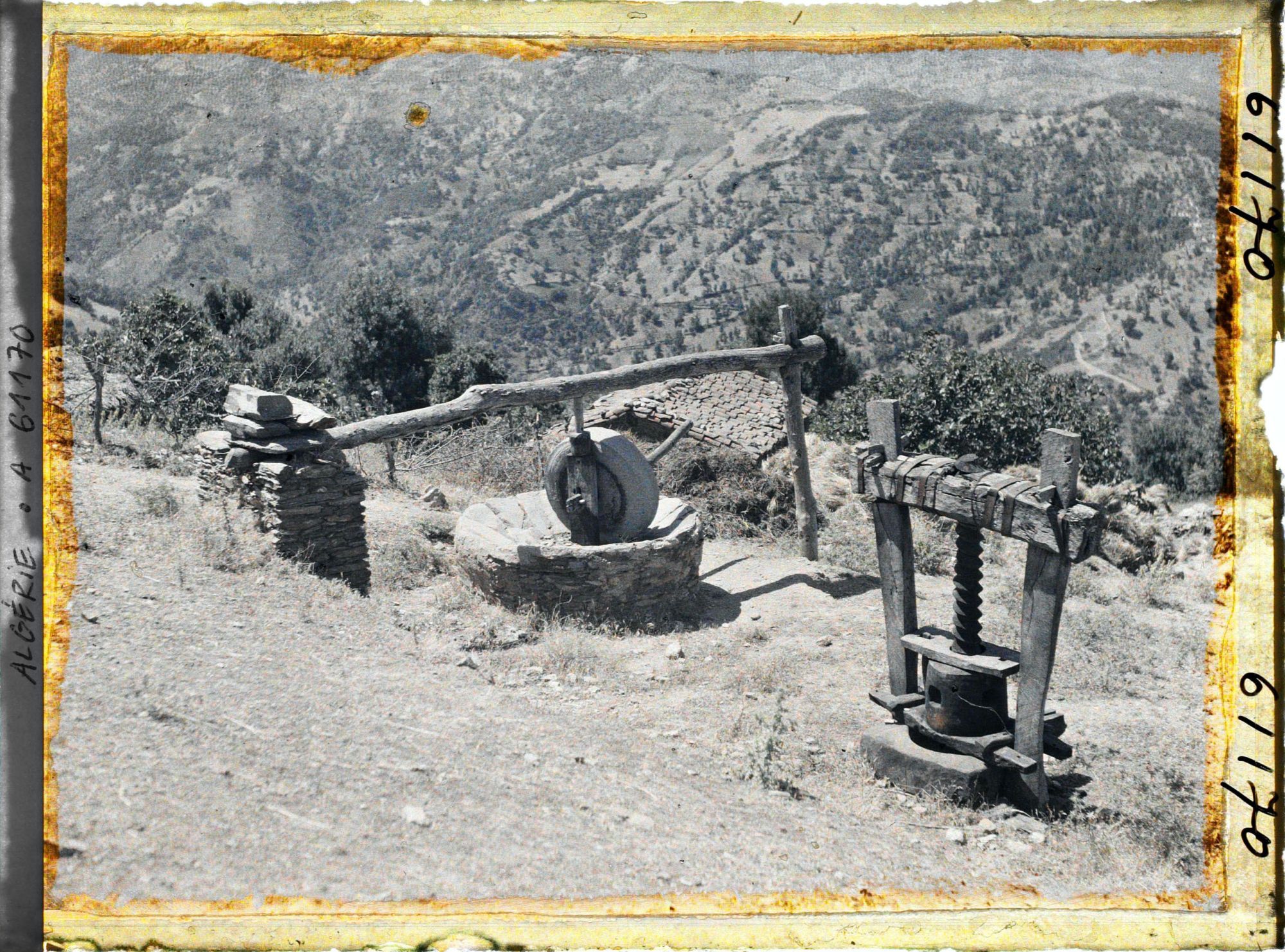 Image représentant Vieux pressoir à huile