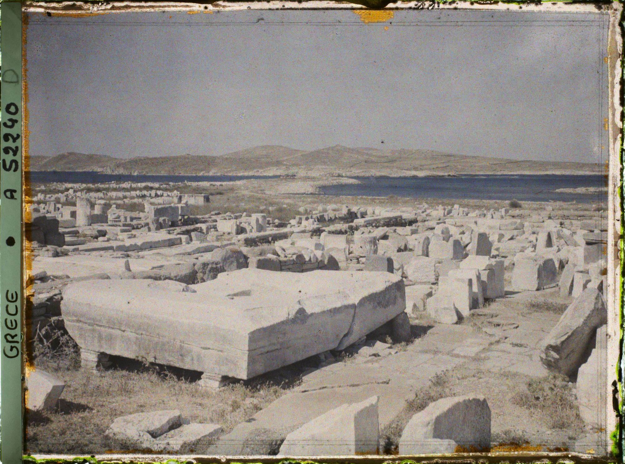 Image représentant Grèce, Delos, Base du Colosse d'Apollon