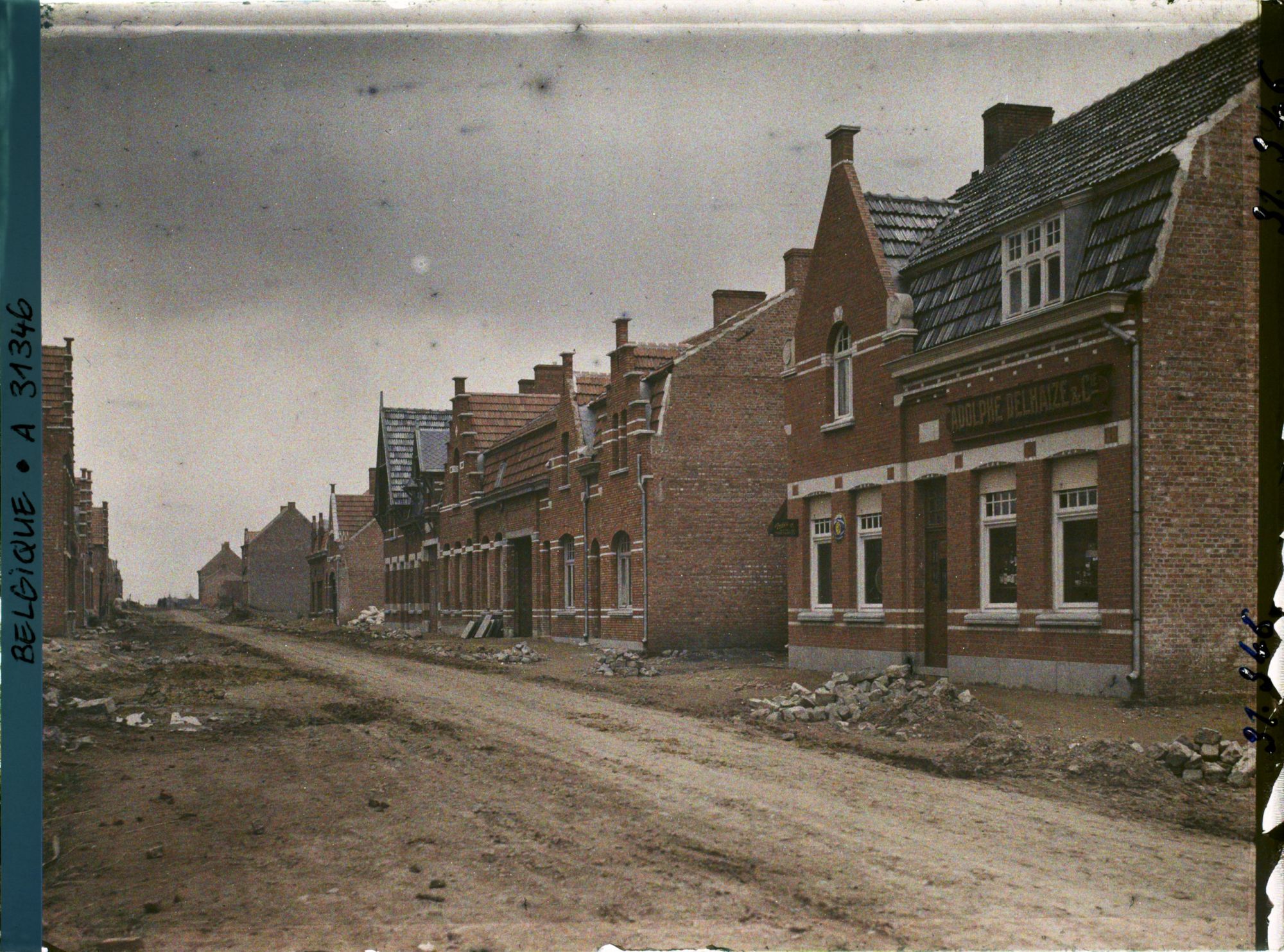Image représentant Belgique, Passendacle, Une nouvelle rue