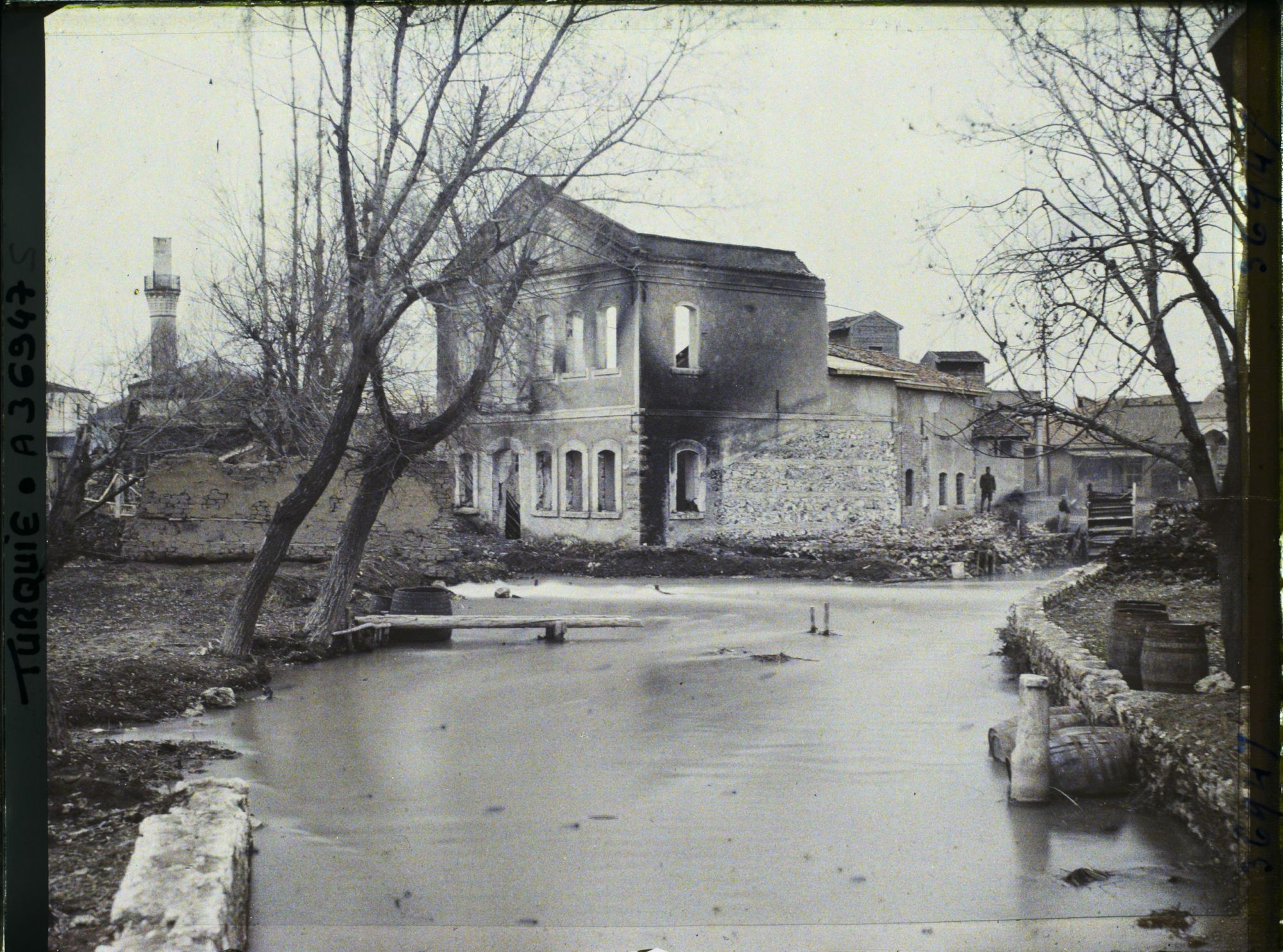 Image représentant Turquie, Eski-Ckehir, autre moulin à eau brûlé