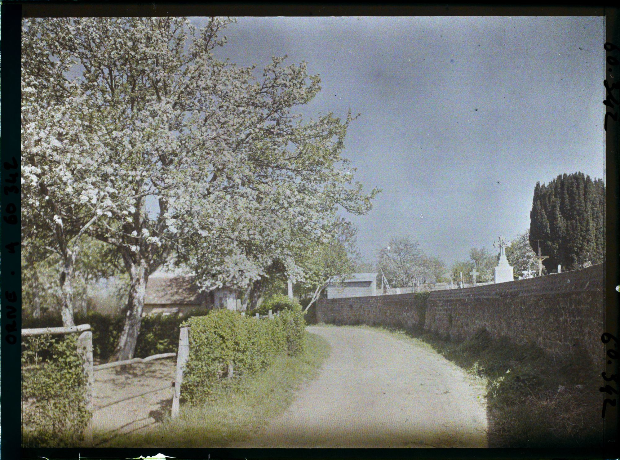 Image représentant Abords du cimetière