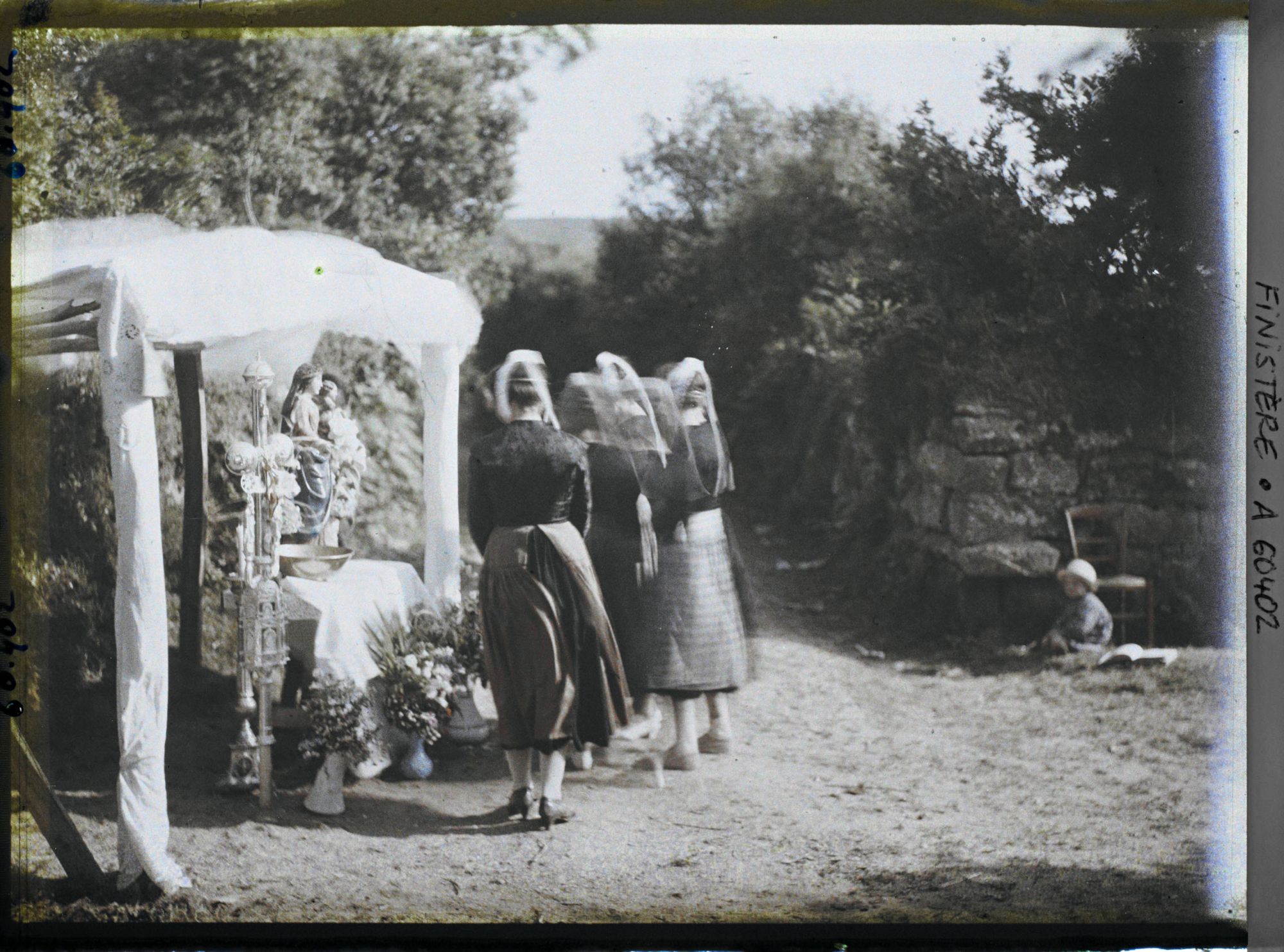 Image représentant Le reposoir de Notre-Dame de Kergoat sur le parcours de la Grande Troménie