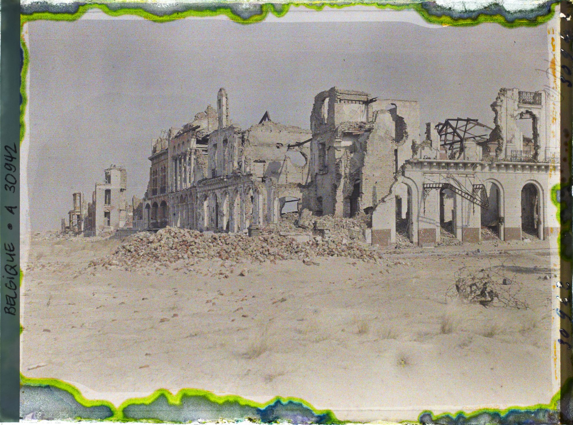 Image représentant Belgique, Nieuport les Bains, Aspect de la digue