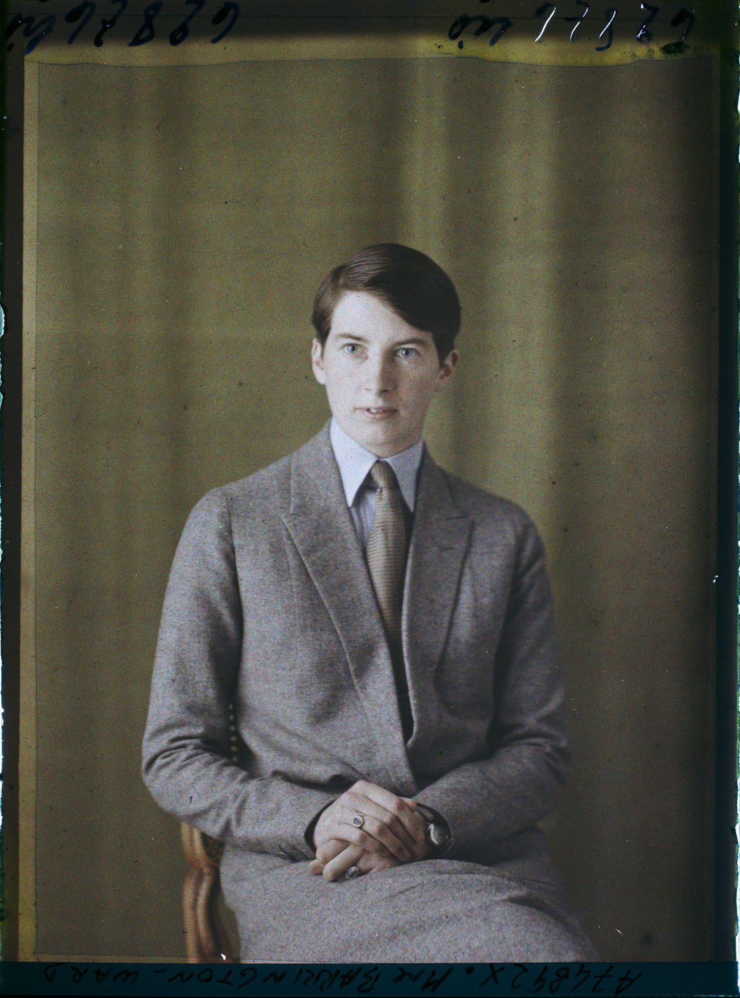 Image représentant https://musee-albert-kahn.s-museum.fr/home/NWQ2OTAwYzNmYjZlZTk1ZWQwODJmMjY4L2dlbmVyaWMtbm90aWNlLXRhYi9hdXRob3JpdHkvNjE3YTc5ZjVjZjhiODk2OGIzMzM3ZDIx/5d6900c3fb6ee95ed082f268/generic-notice-tab/authority/617a79ebcf8b8968b33367ef Madame Barrington-Ward