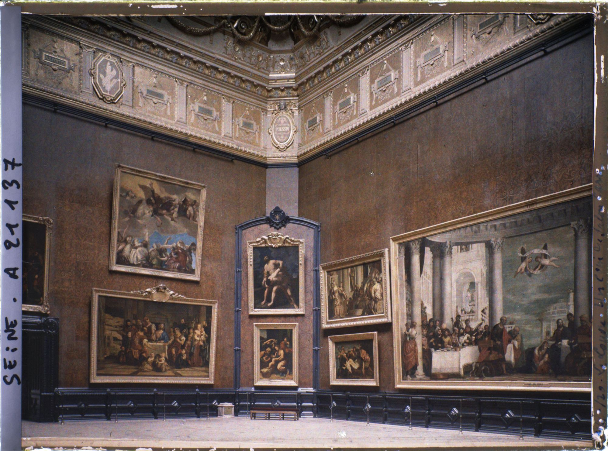 Image représentant Peinture italienne dans la salon carré, musée du Louvre