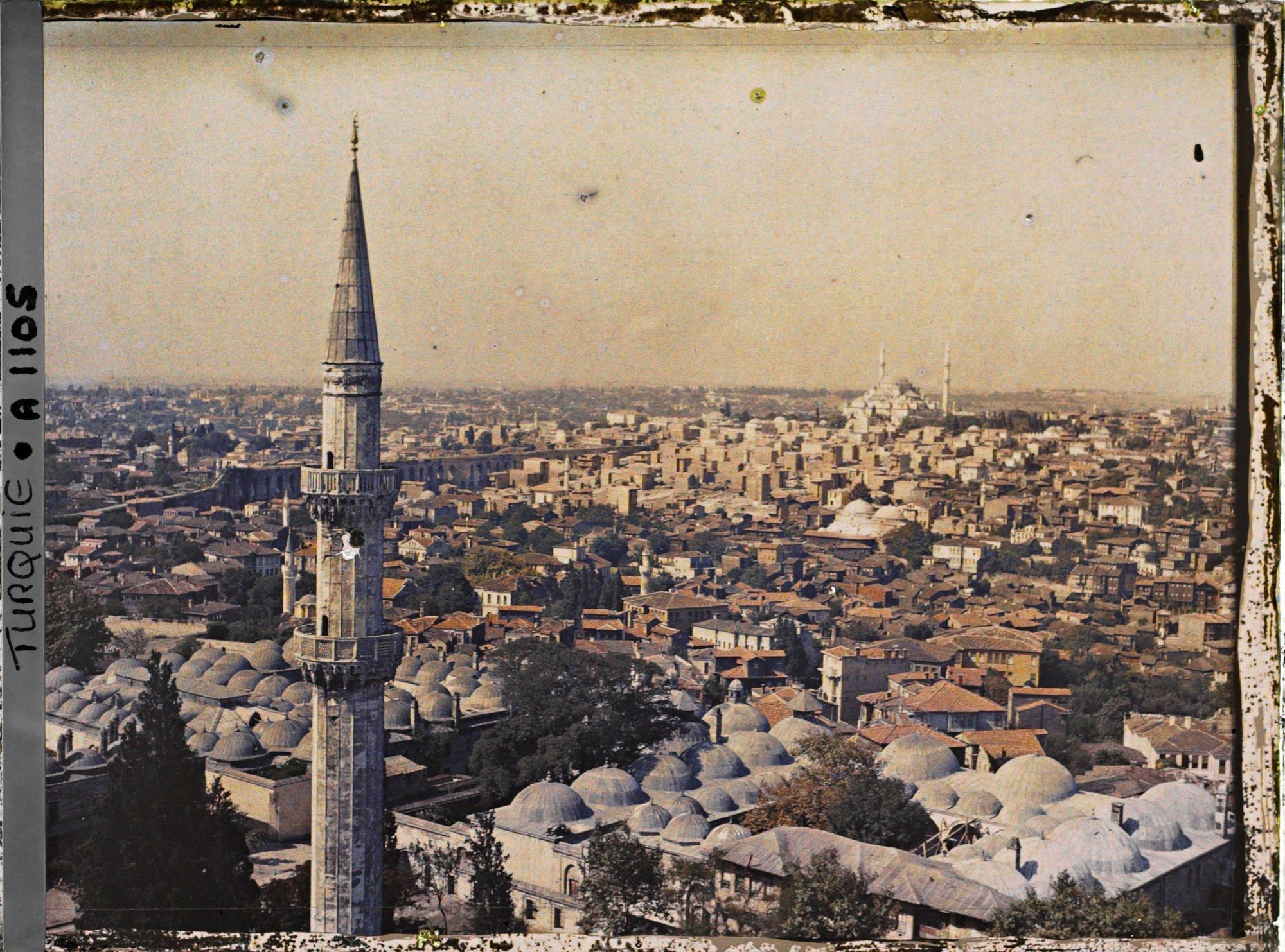 Image représentant Panorama pris d'un minaret de la Süleymaniye Camii ("mosquée du Sultan-Soliman-le-Magnifique") vers l'ouest