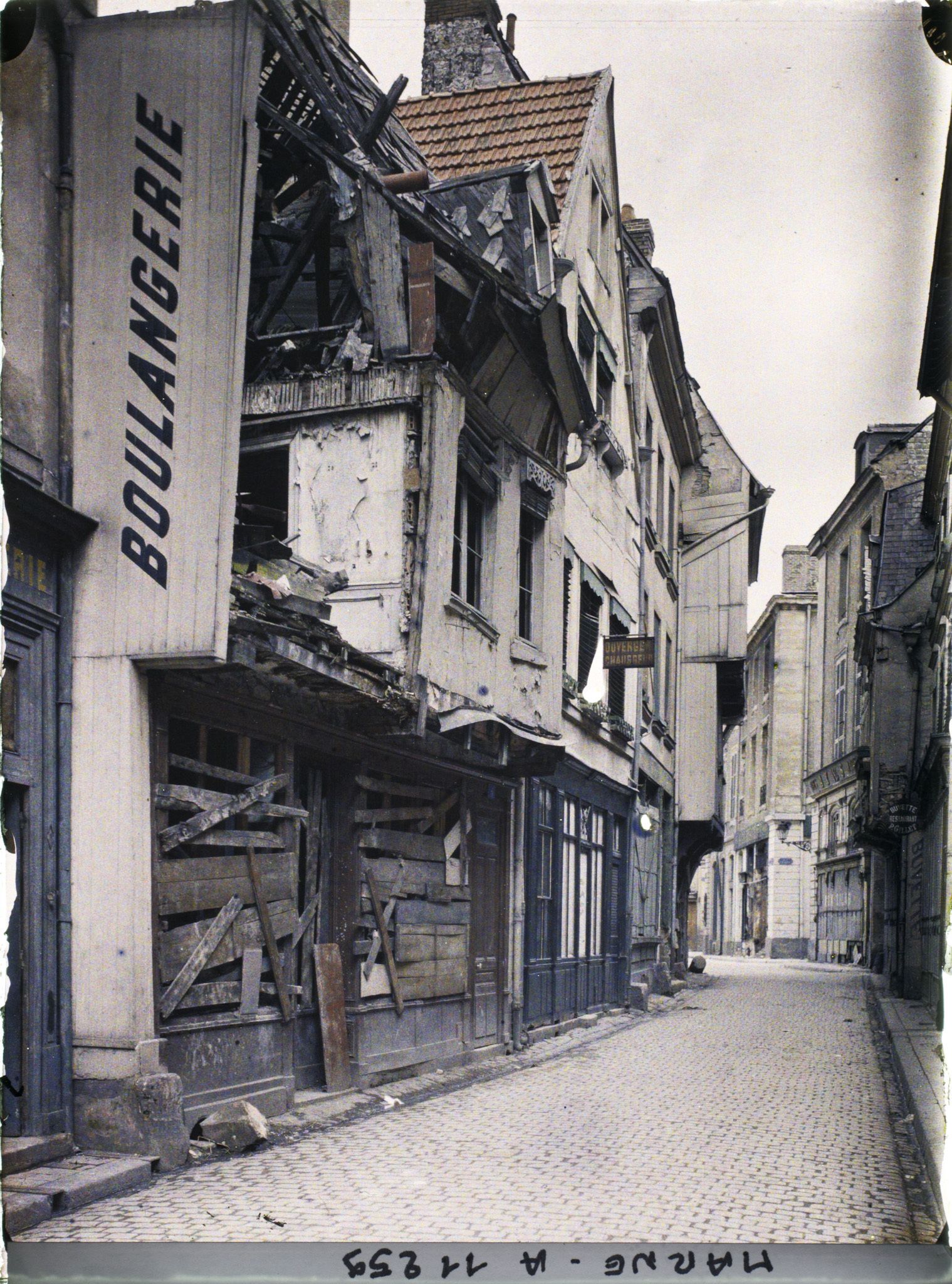 Image représentant Maison incendiée, rue des Elus