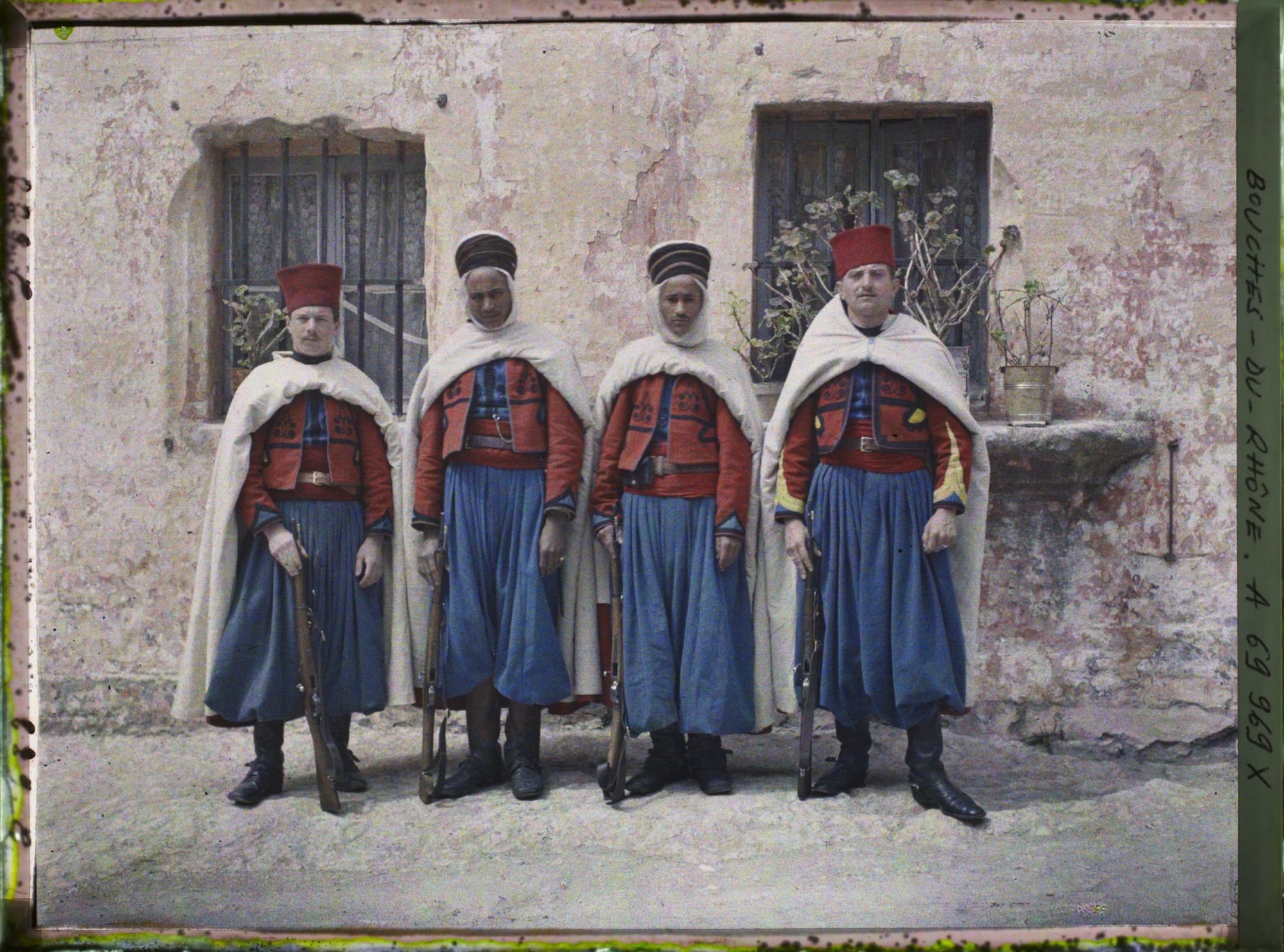 Image représentant Les Spahis dans le Château du Roi René