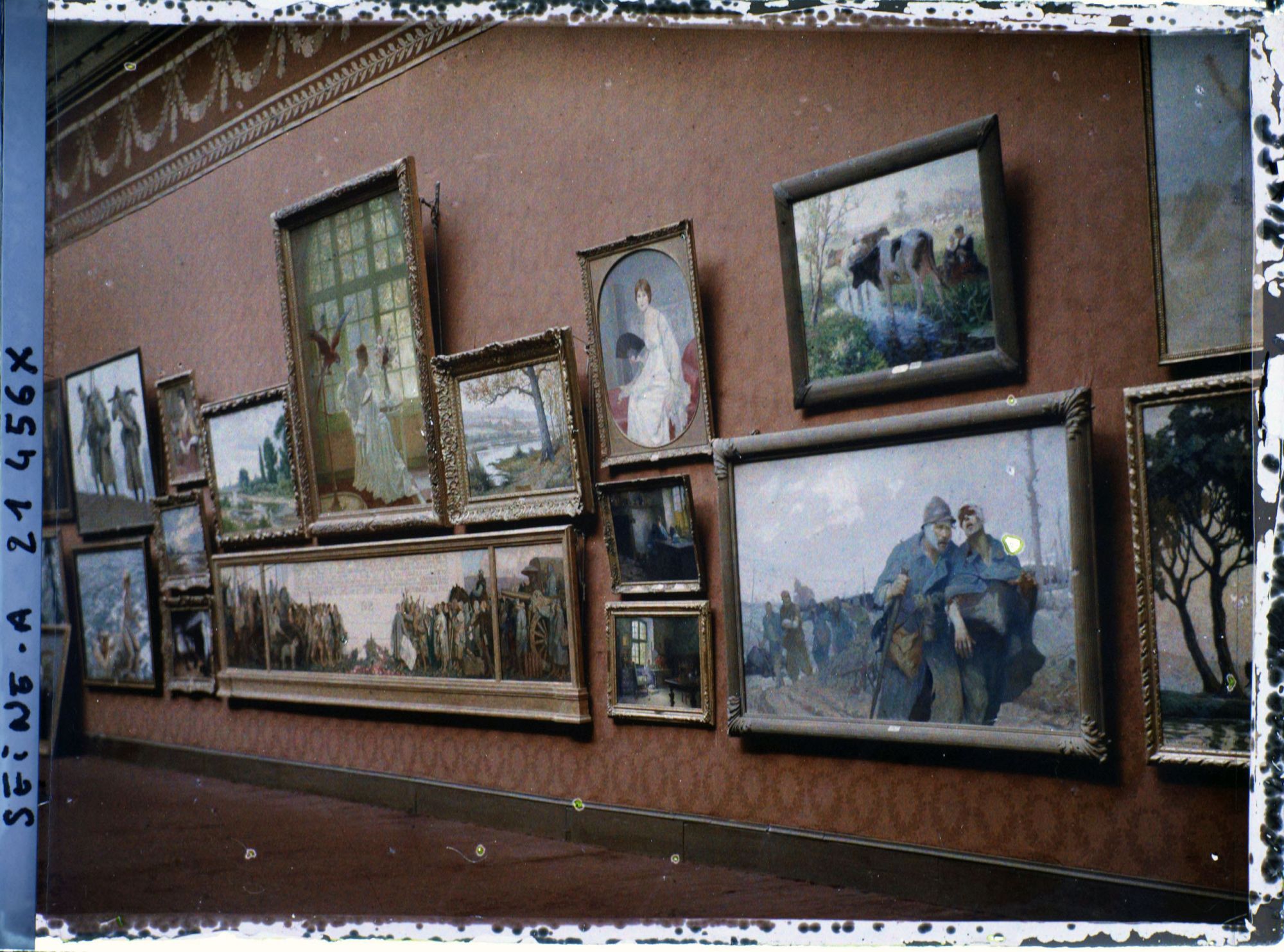 Image représentant Le Salon des artistes français au Grand Palais, tableaux