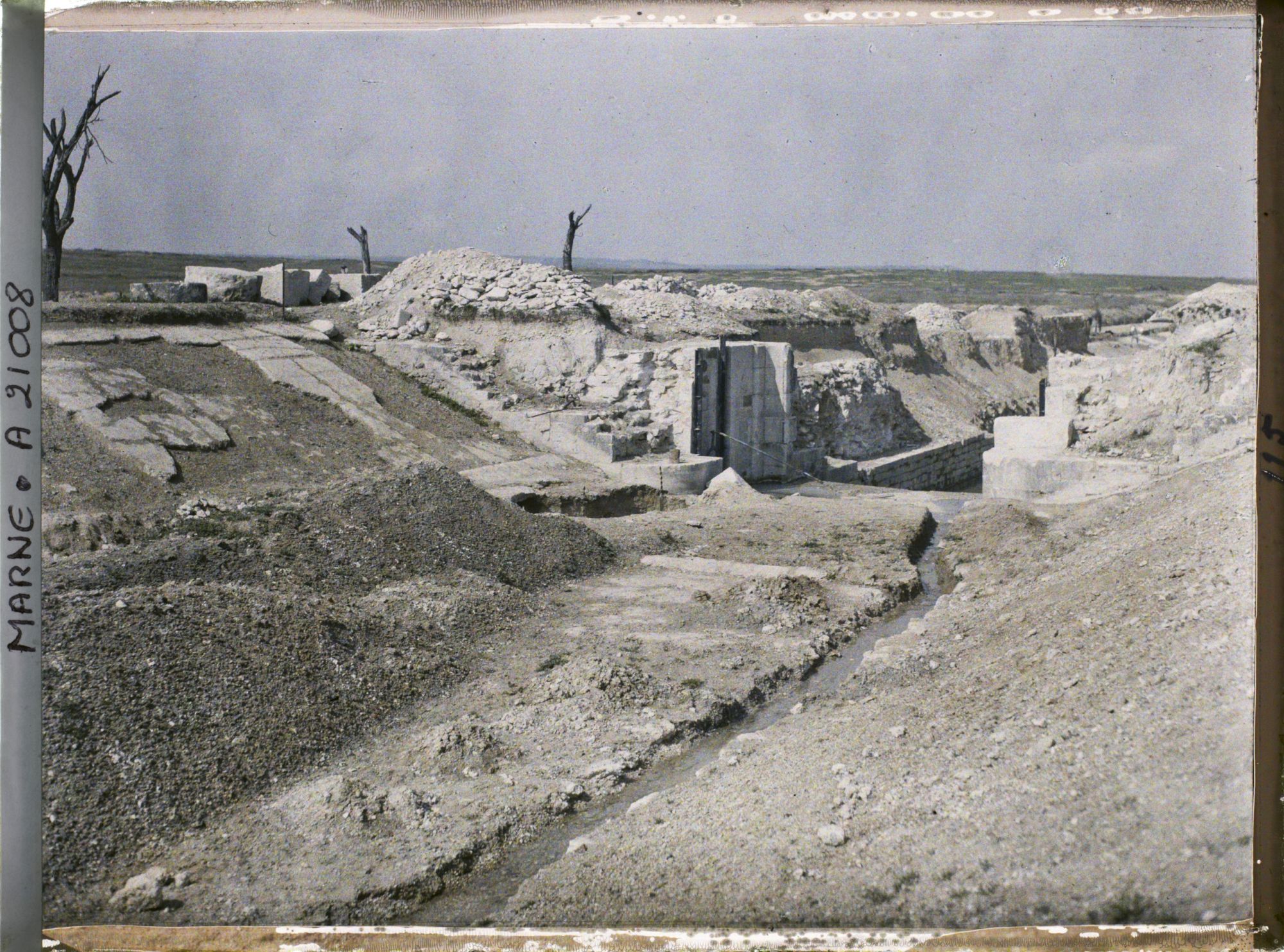 Image représentant France, Loivre, Canal Marne-Aisne, écluse de Nougouzaine