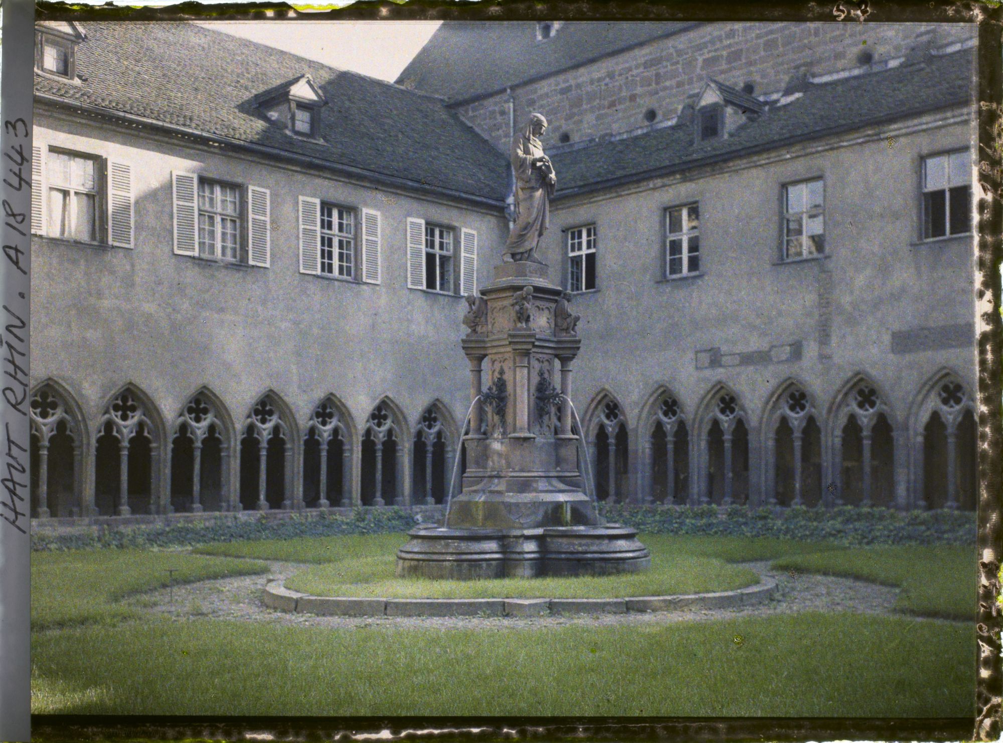 Image représentant France, Colmar, Musée des Unterlinden