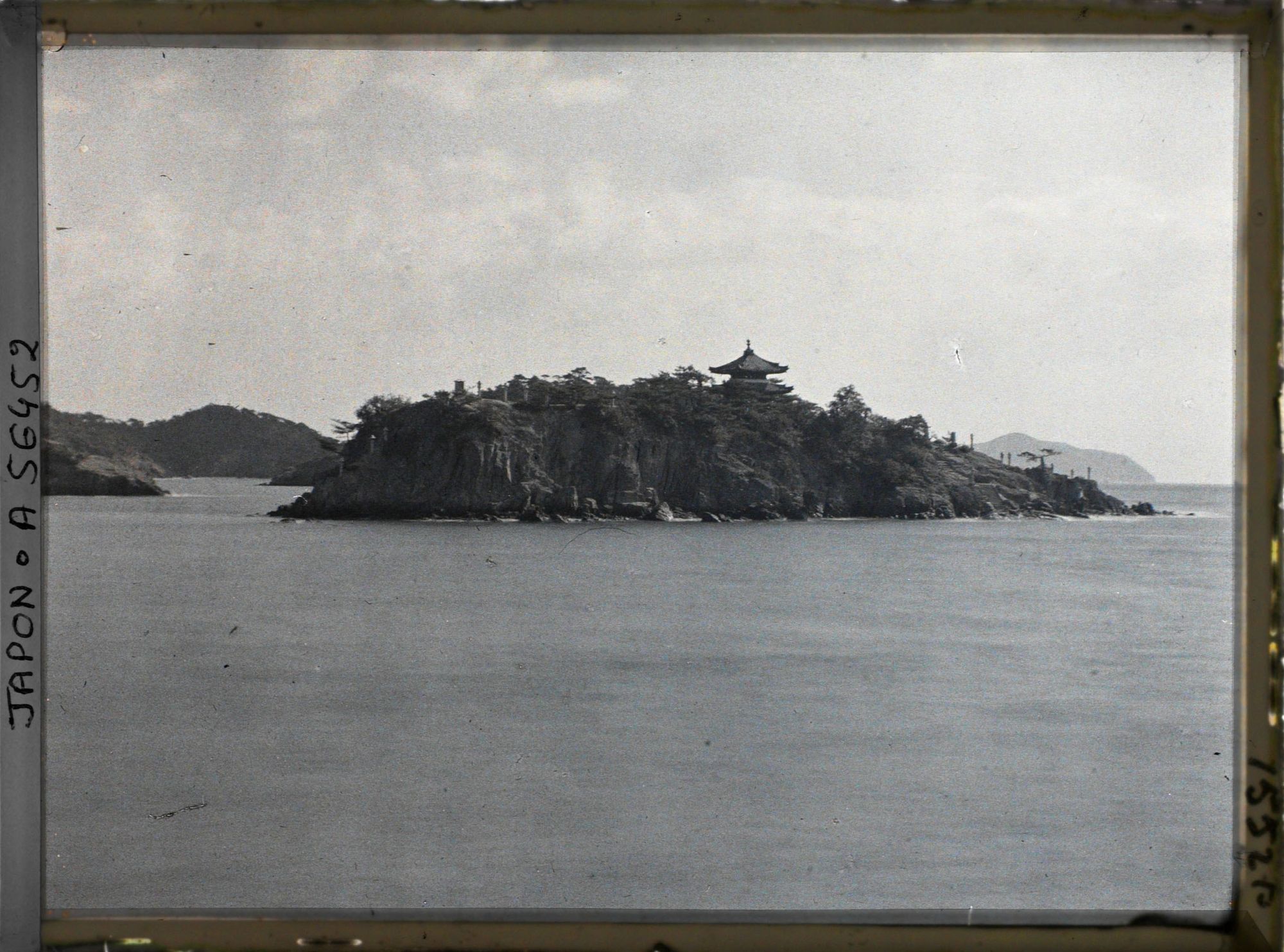 Image représentant Benten-jima et son temple