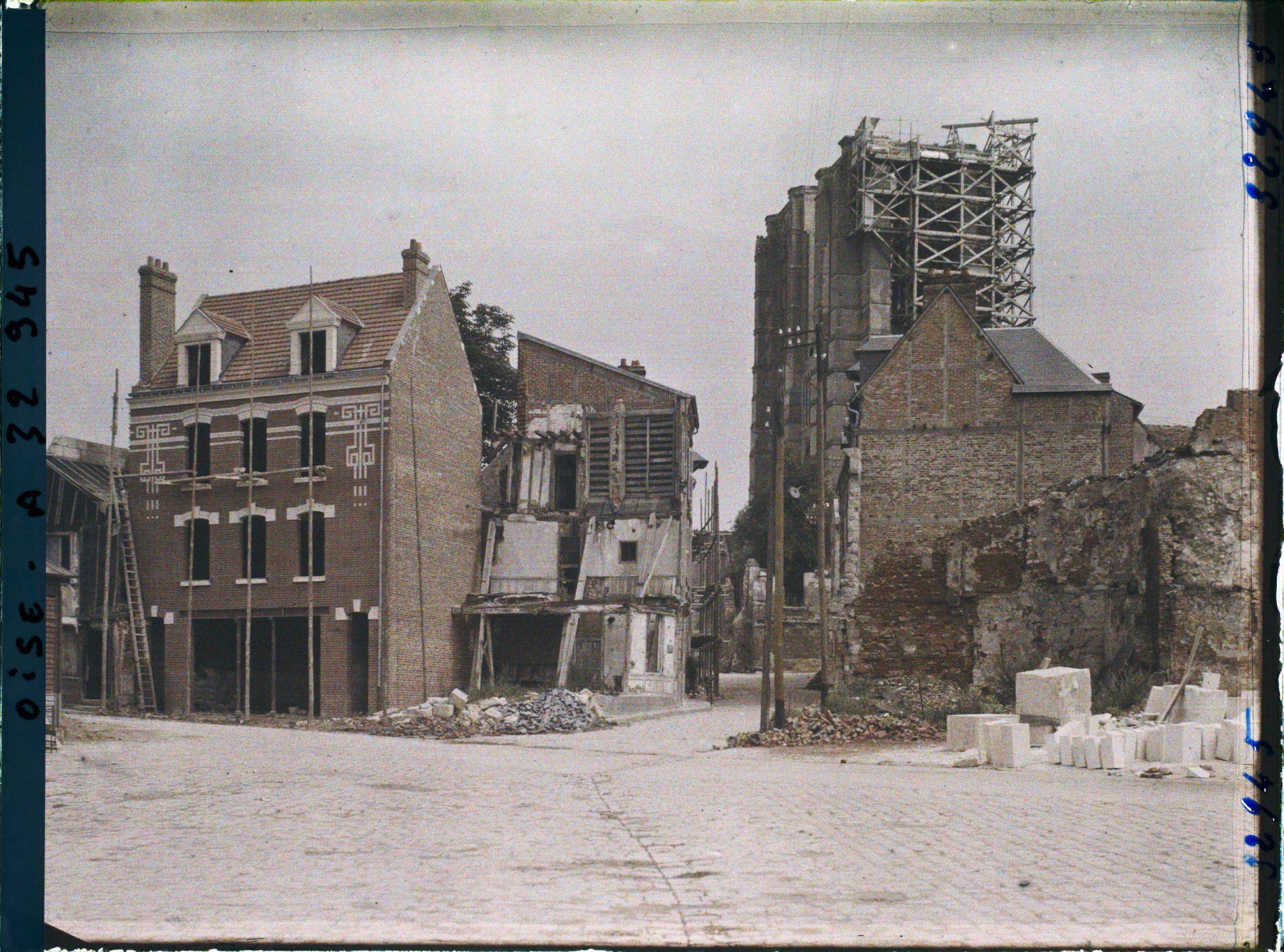 Image représentant France, Noyon, Reconstruction place du Théâtre