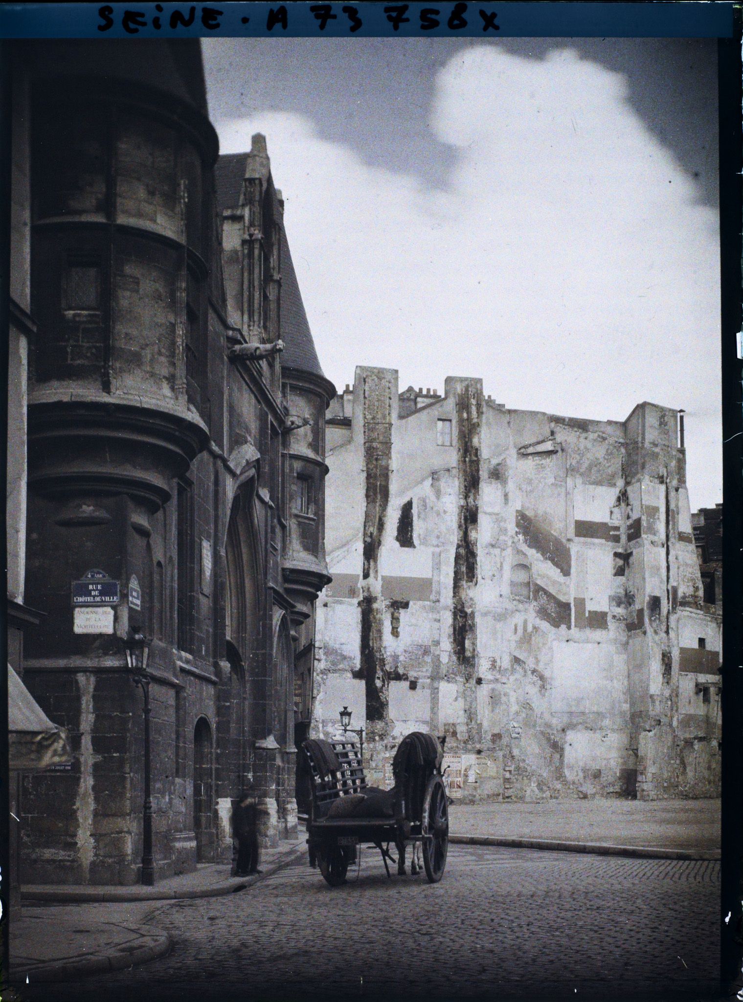 Image représentant L'hôtel de Sens et travaux d'assainissement du quartier