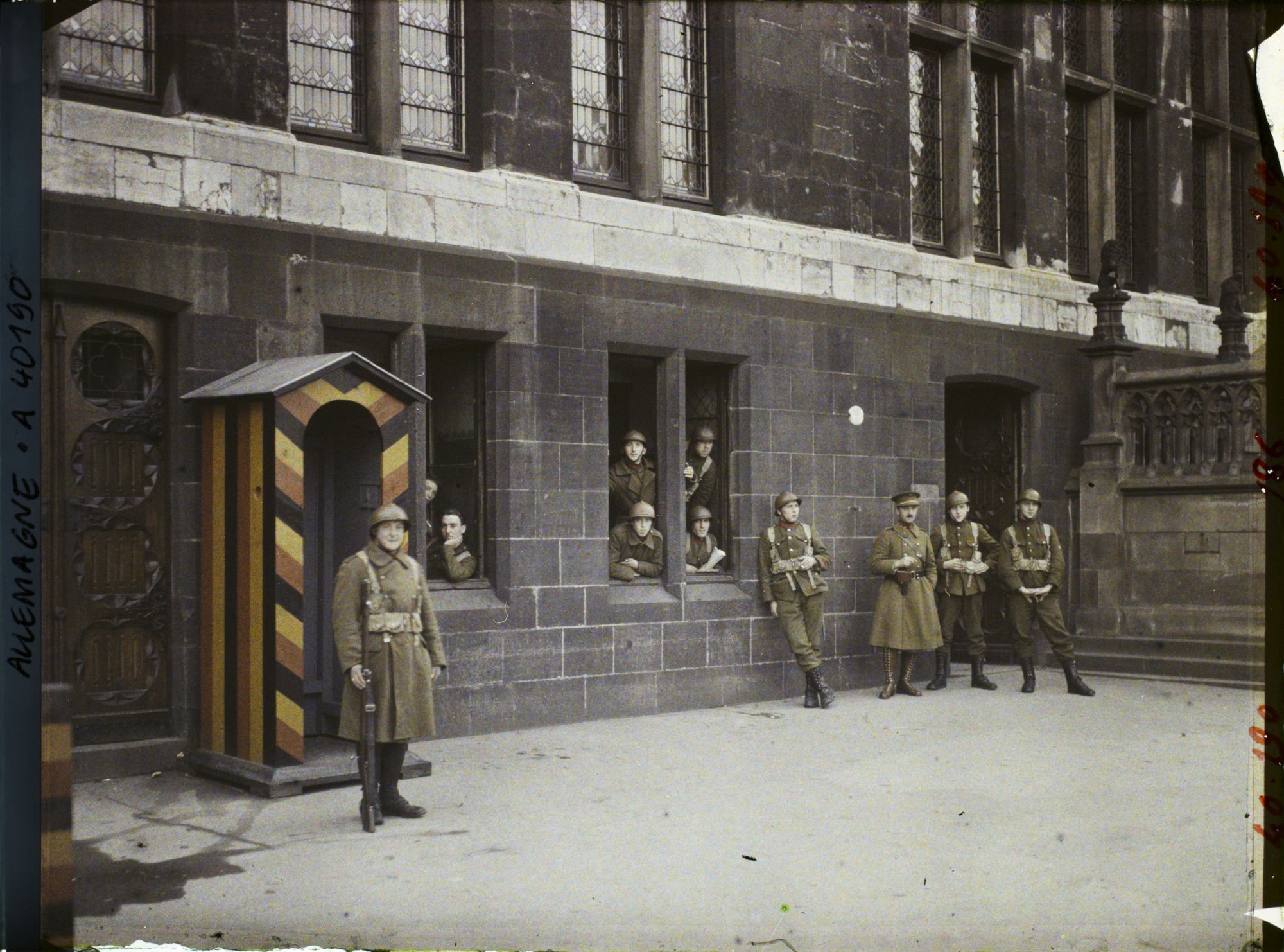 Image représentant Prusse, Aix-la-Chapelle, Hôtel de Ville Poste Belge,