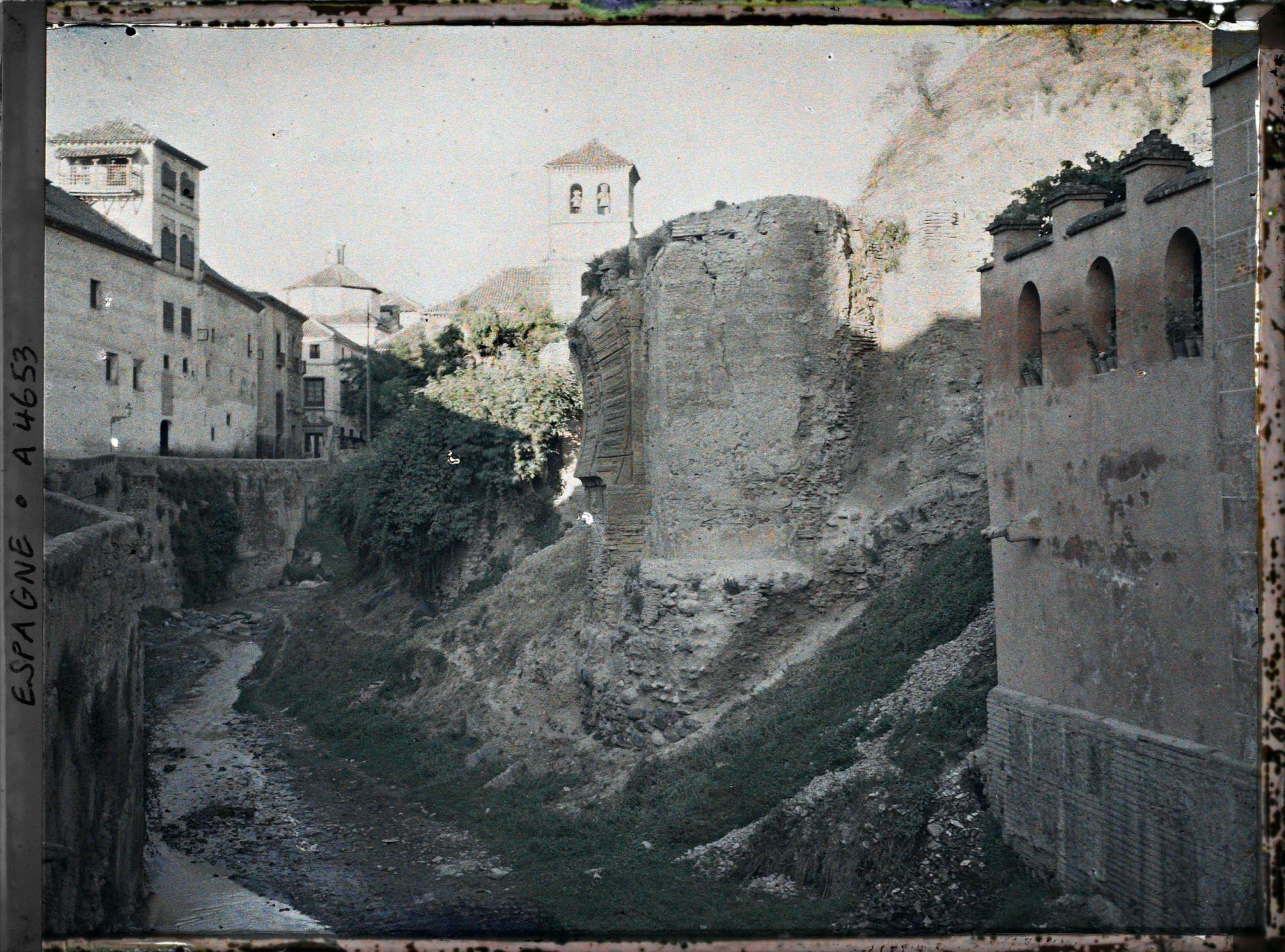 Image représentant Vieux quartier de l'Albaicín au bord du Darro