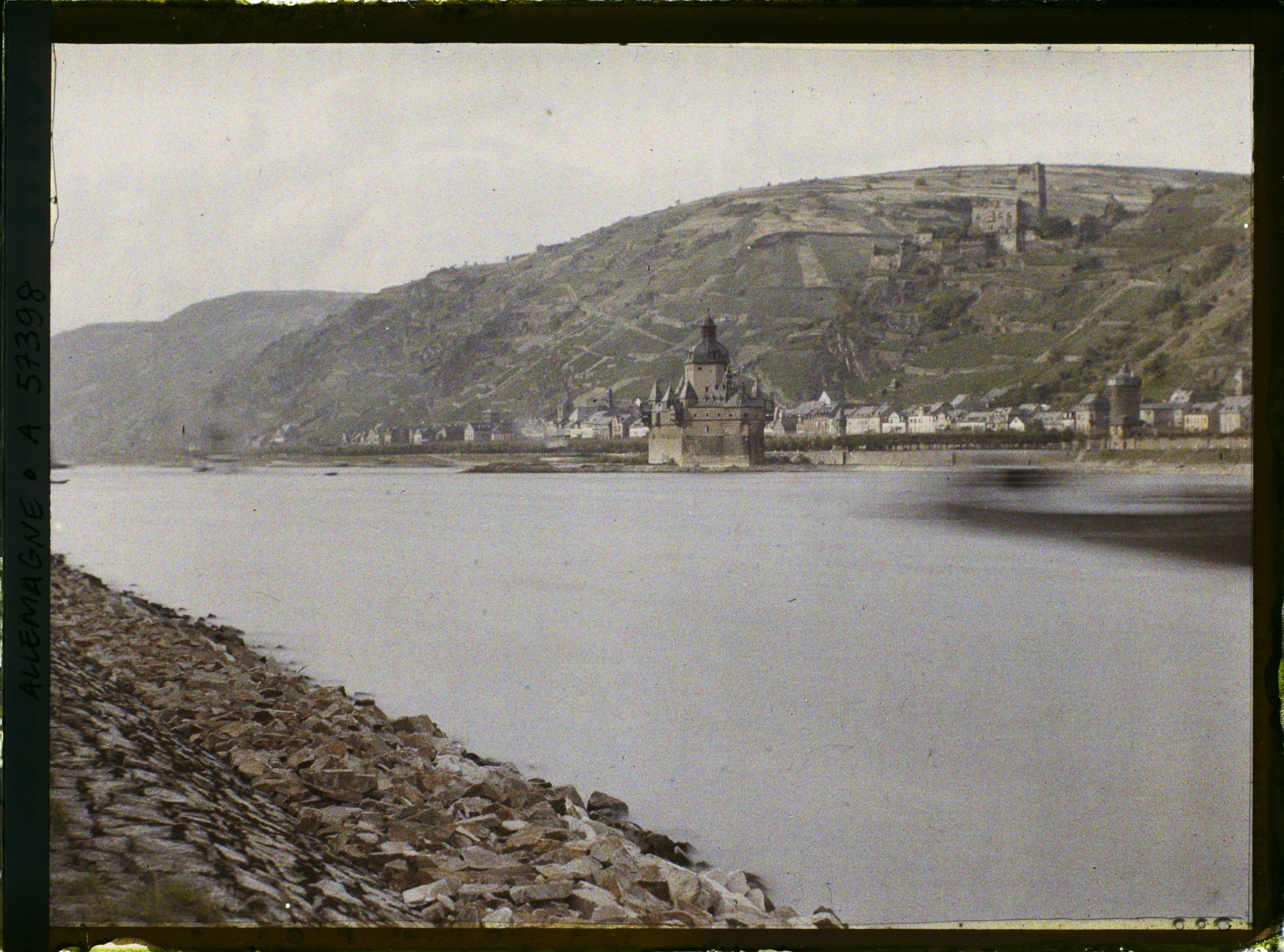 Image représentant Bords du Rhin, Caub, Vues diverses