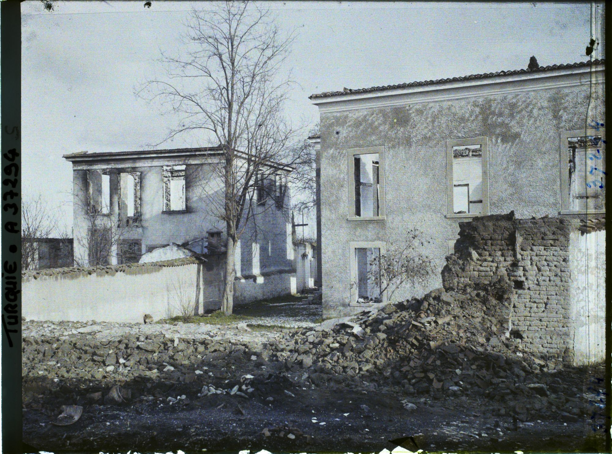 Image représentant Turquie, Cassaba, Ruines de l'Ecole des Filles