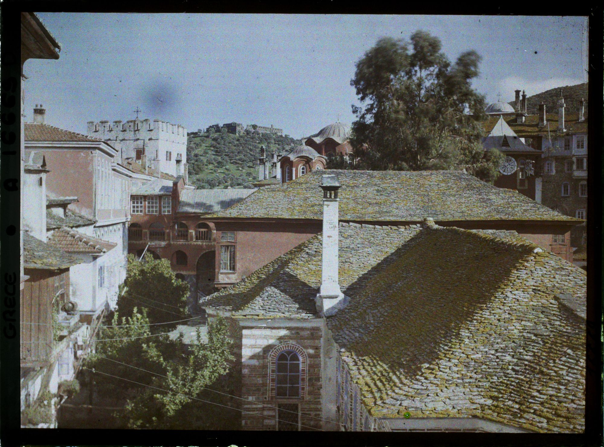 Image représentant Turquie, Mont Athos, Vatopédi, Les toitures du Monastère