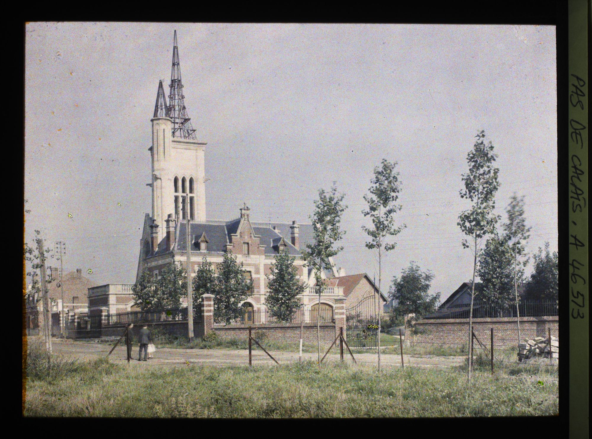 Image représentant France, Neuville-St-Vaast, Vue vers l'Eglise