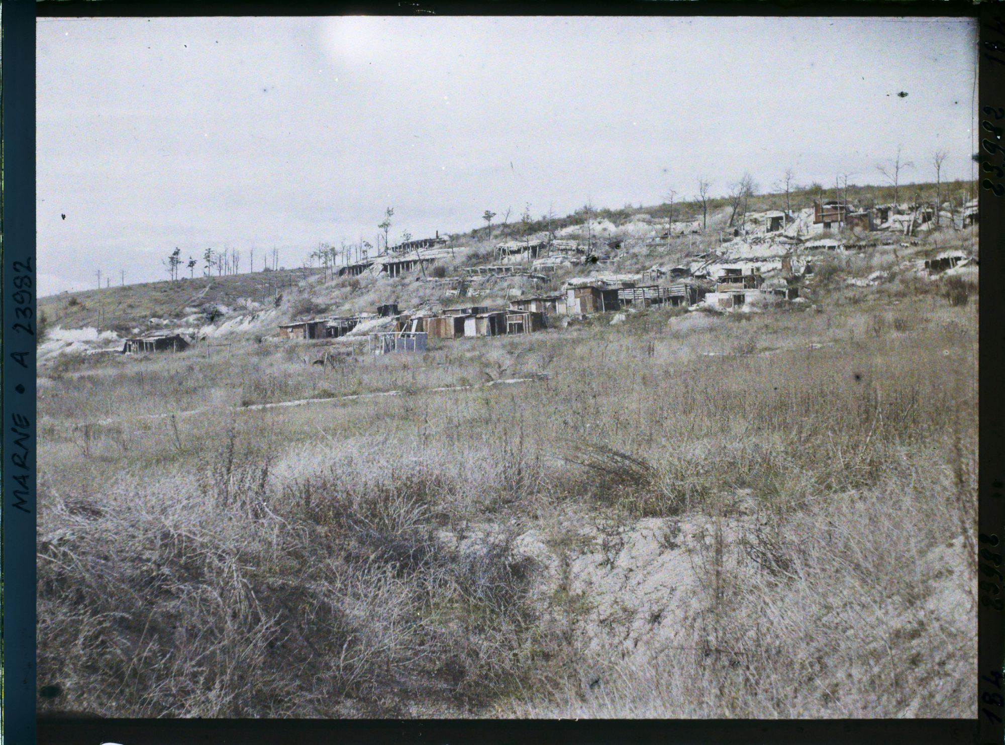 Image représentant France, Main de Massige, Les retranchements de la Main de Massige