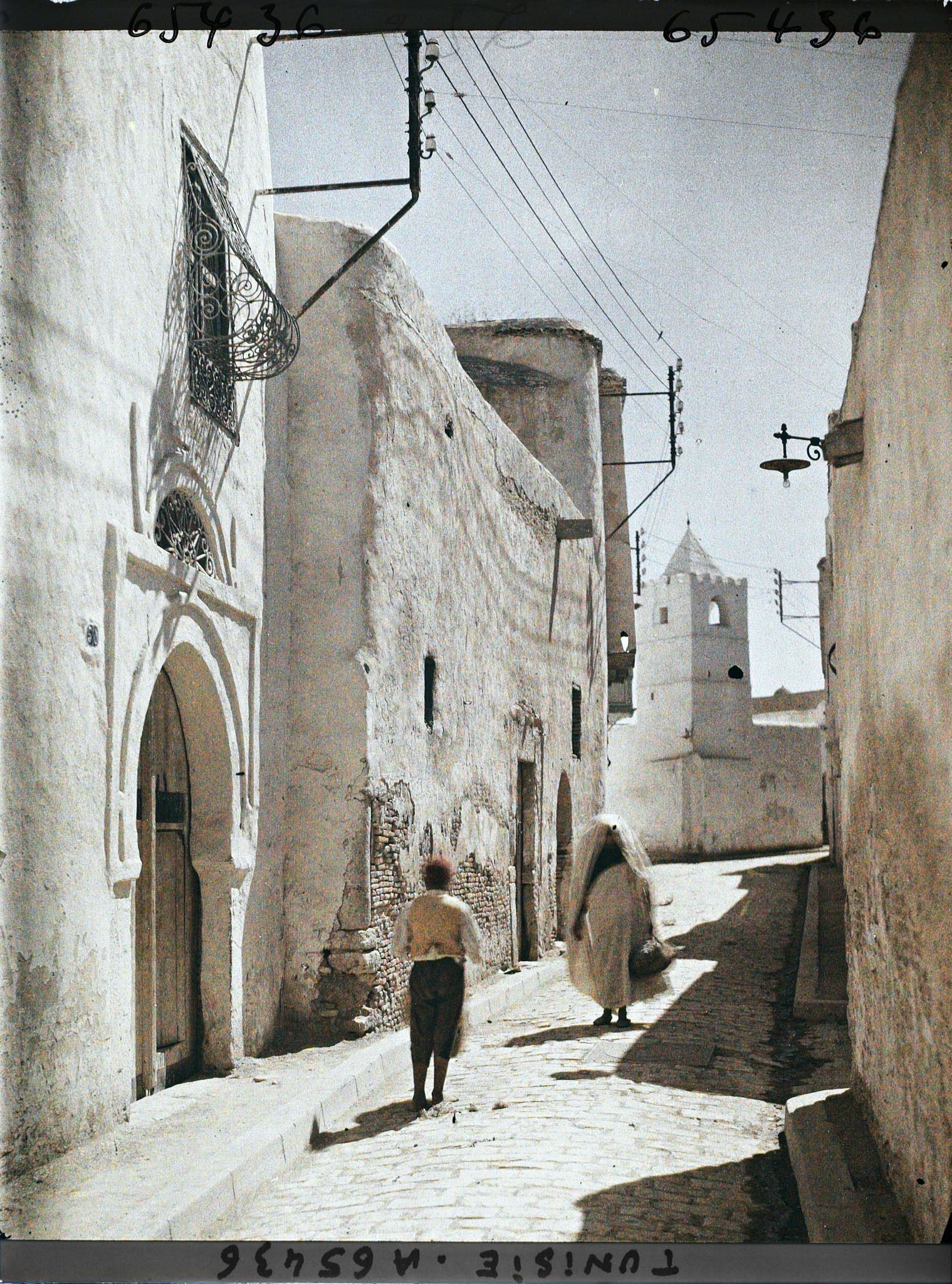 Image représentant Une rue menant à la zaouïa Sidi-Yahia dans la médina