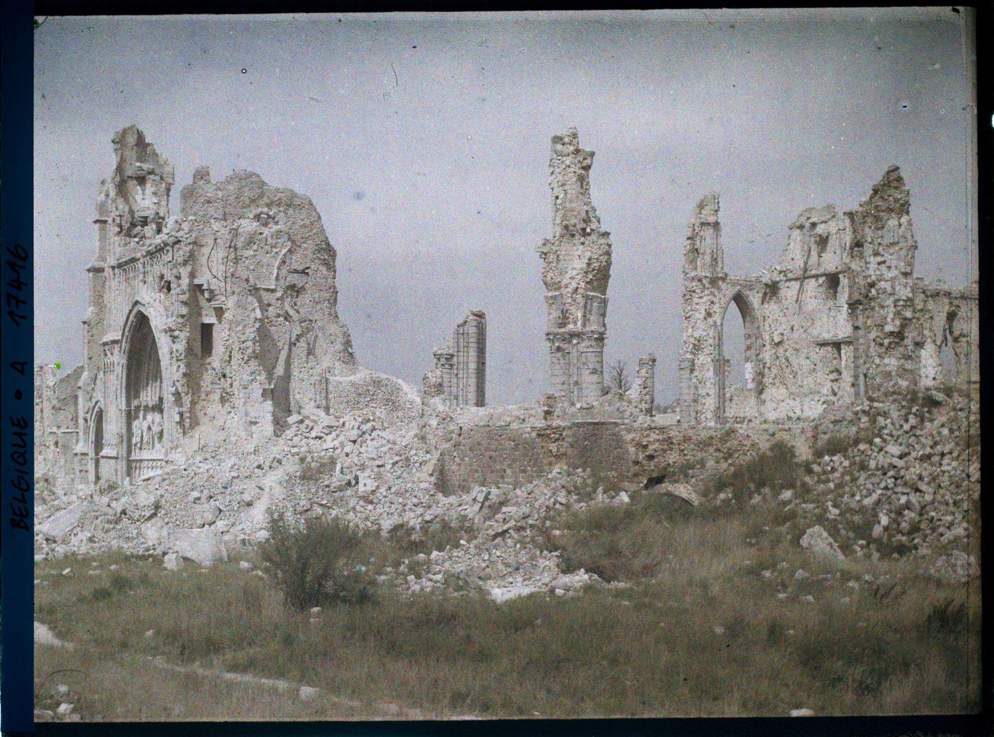 Image représentant Belgique, Ypres, Les Ruines de l'Eglise St Martin