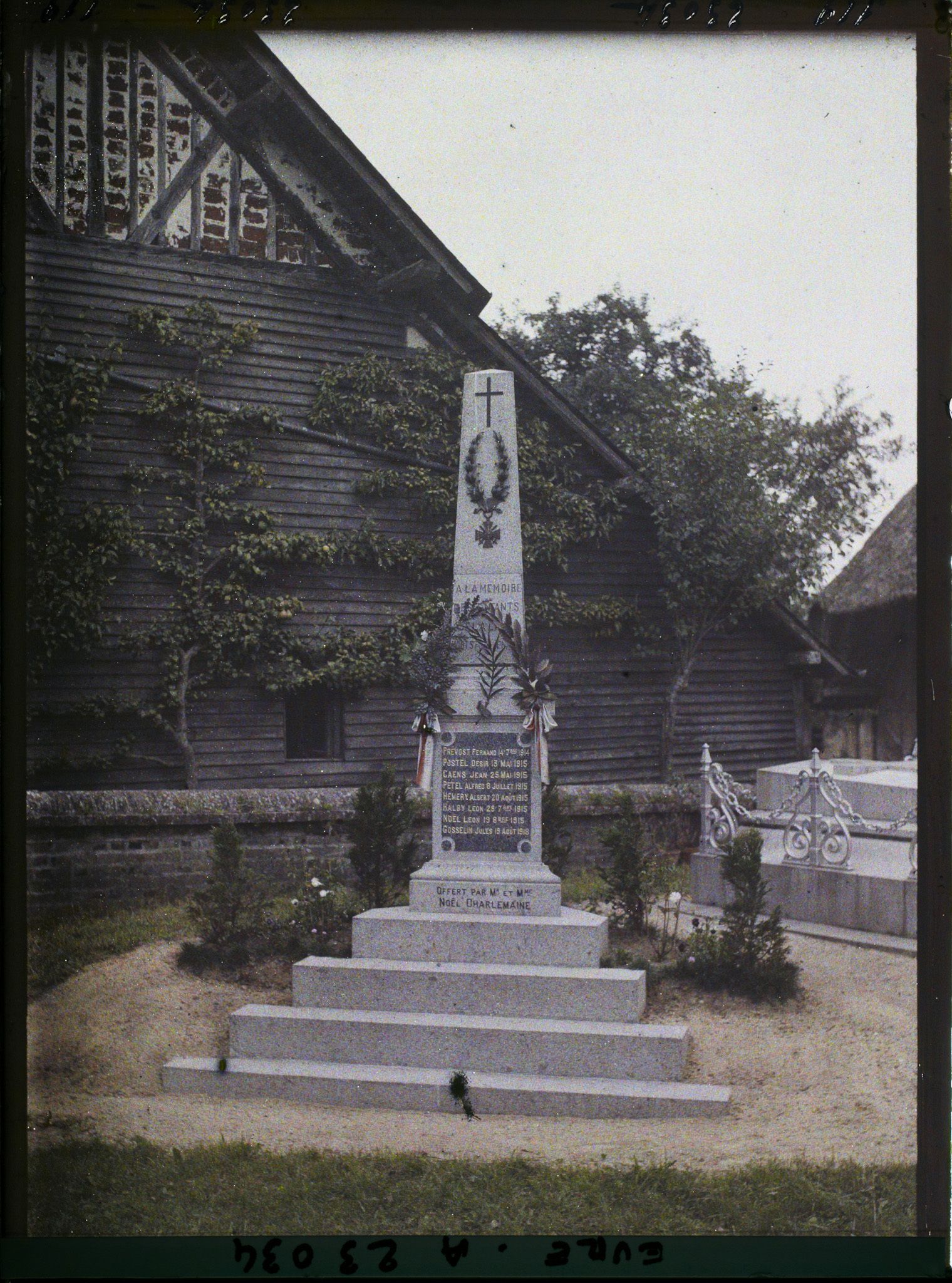 Image représentant Le monument aux morts