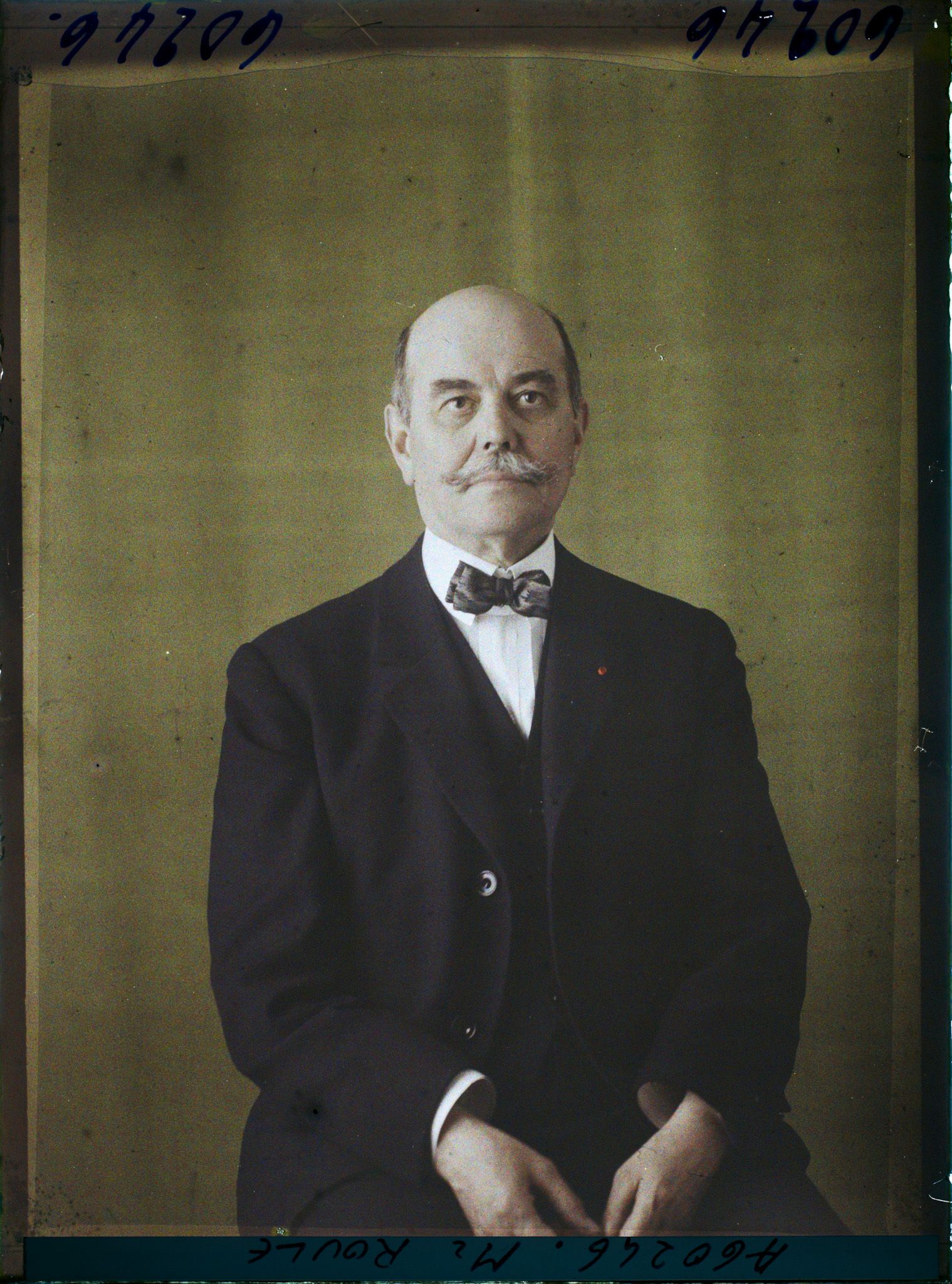 Image représentant https://musee-albert-kahn.s-museum.fr/home/NWQ2OTAwYzNmYjZlZTk1ZWQwODJmMjY4L2dlbmVyaWMtbm90aWNlLXRhYi9hdXRob3JpdHkvNjE3YTc5ZjVjZjhiODk2OGIzMzM3ZDIx/5d6900c3fb6ee95ed082f268/generic-notice-tab/authority/617a79ebcf8b8968b3337702 Monsieur Louis Roule