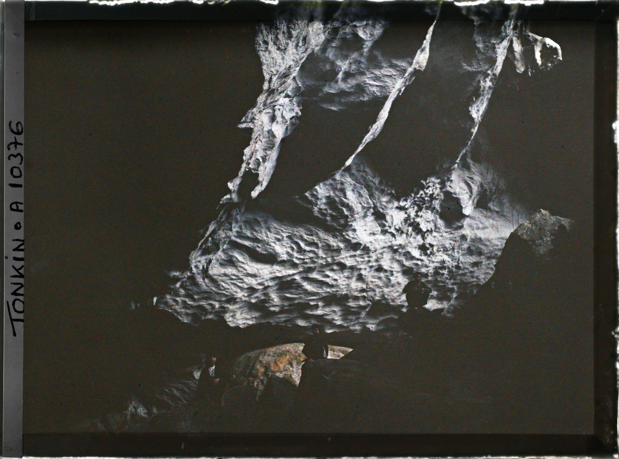 Image représentant Vue intérieur de la Grotte de la Surprise