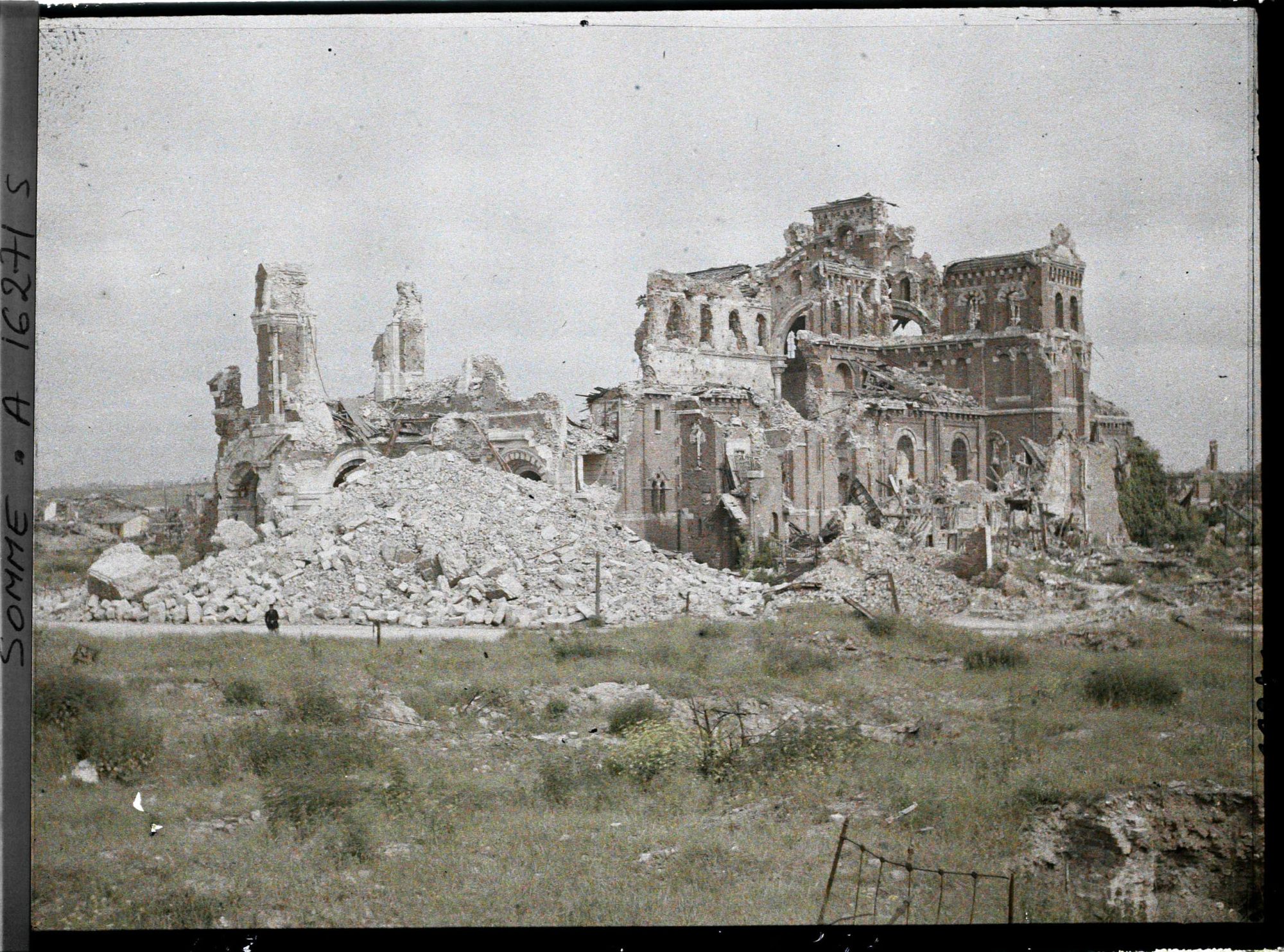 Image représentant France, Albert, Rue de l'Eglise