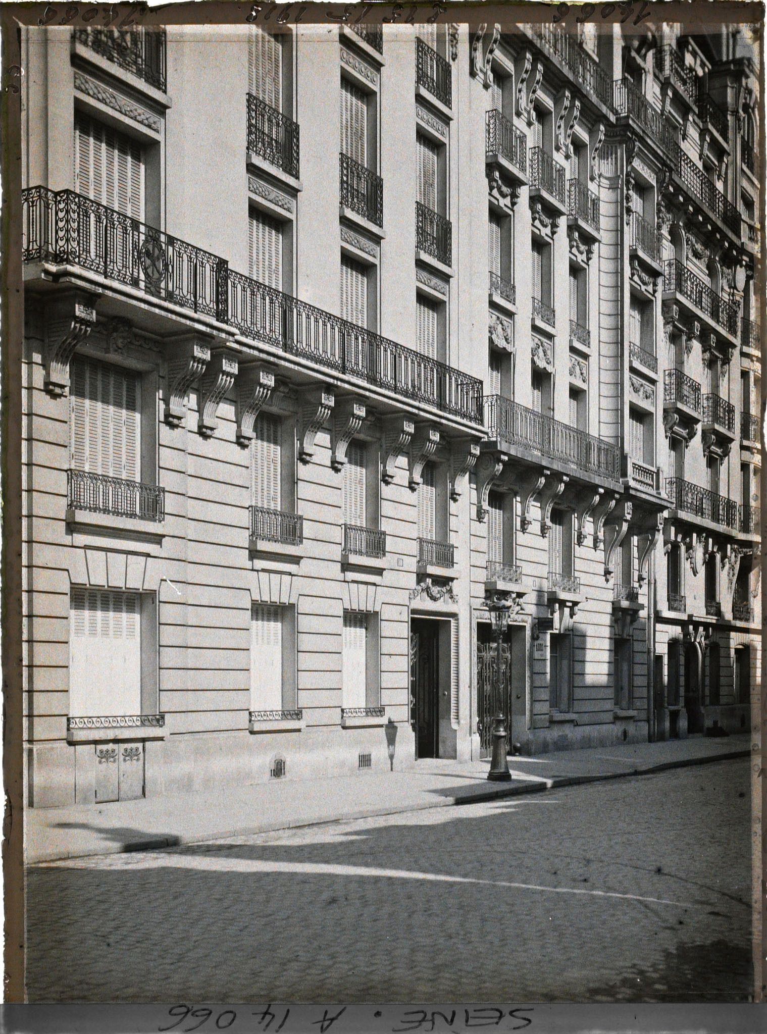 Image représentant Maisons désertes aux 10-8 rue Raynouard