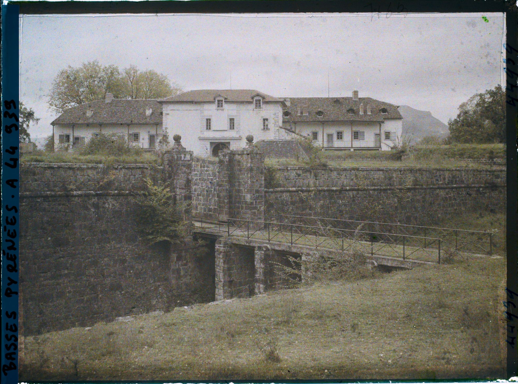 Image représentant France, St Jean Pied de Port, La Citadelle (Vauban)
